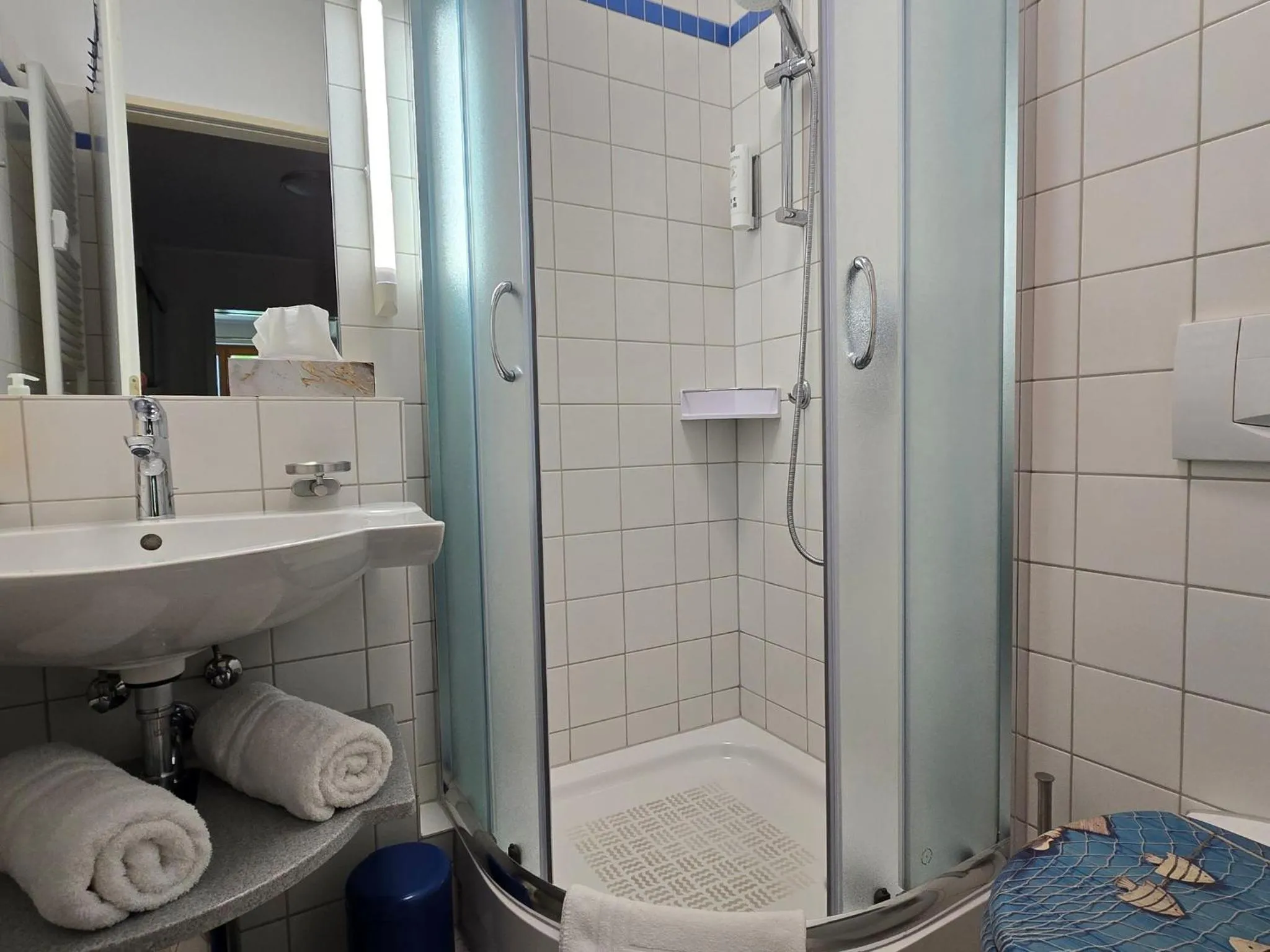 Bathroom in Kaiservillen Heringsdorf - Ferienwohnung mit 2 Schlafzimmern und Balkon D212