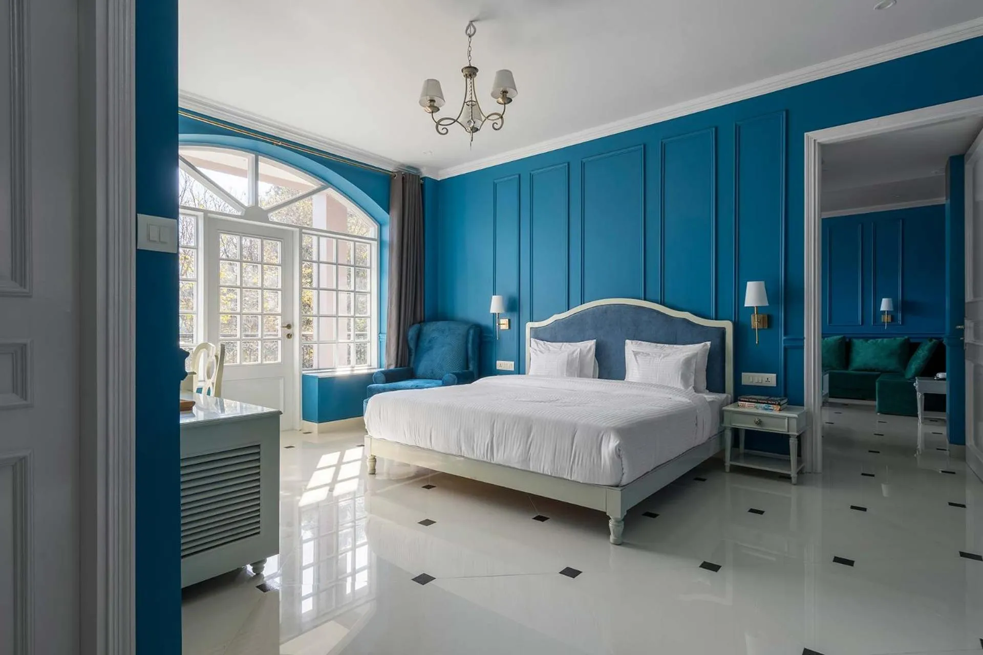 StayVista at The Mansion A Castle like Luxuriant Villa