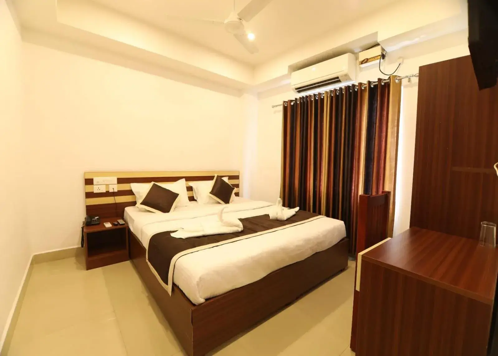 Budget Double or Twin Room - single occupancy in Puthens Capitol Inn Budget Double or Twin Room - single occupancy in Puthens Capitol Inn