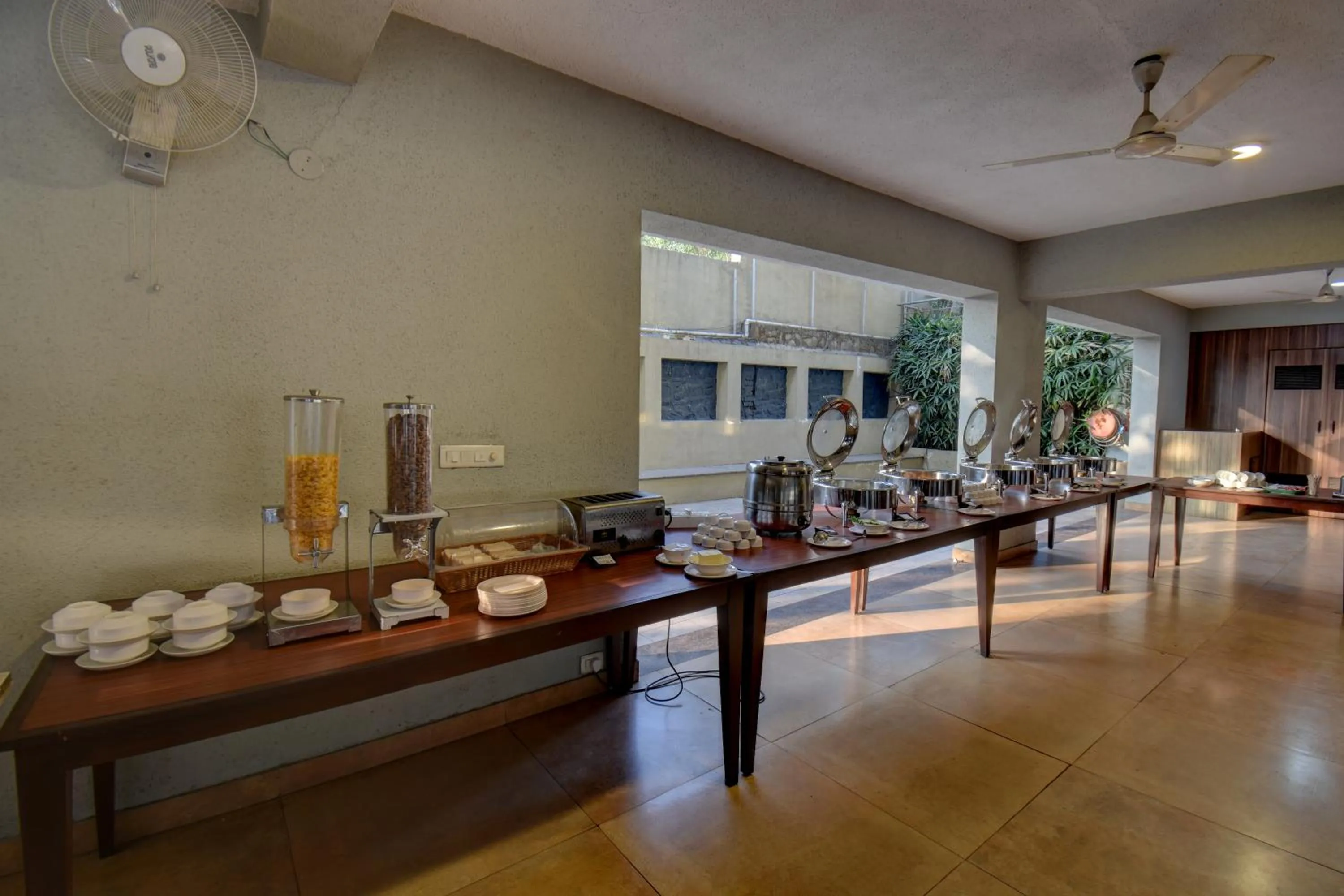 Restaurant/places to eat in VITS Lonavala