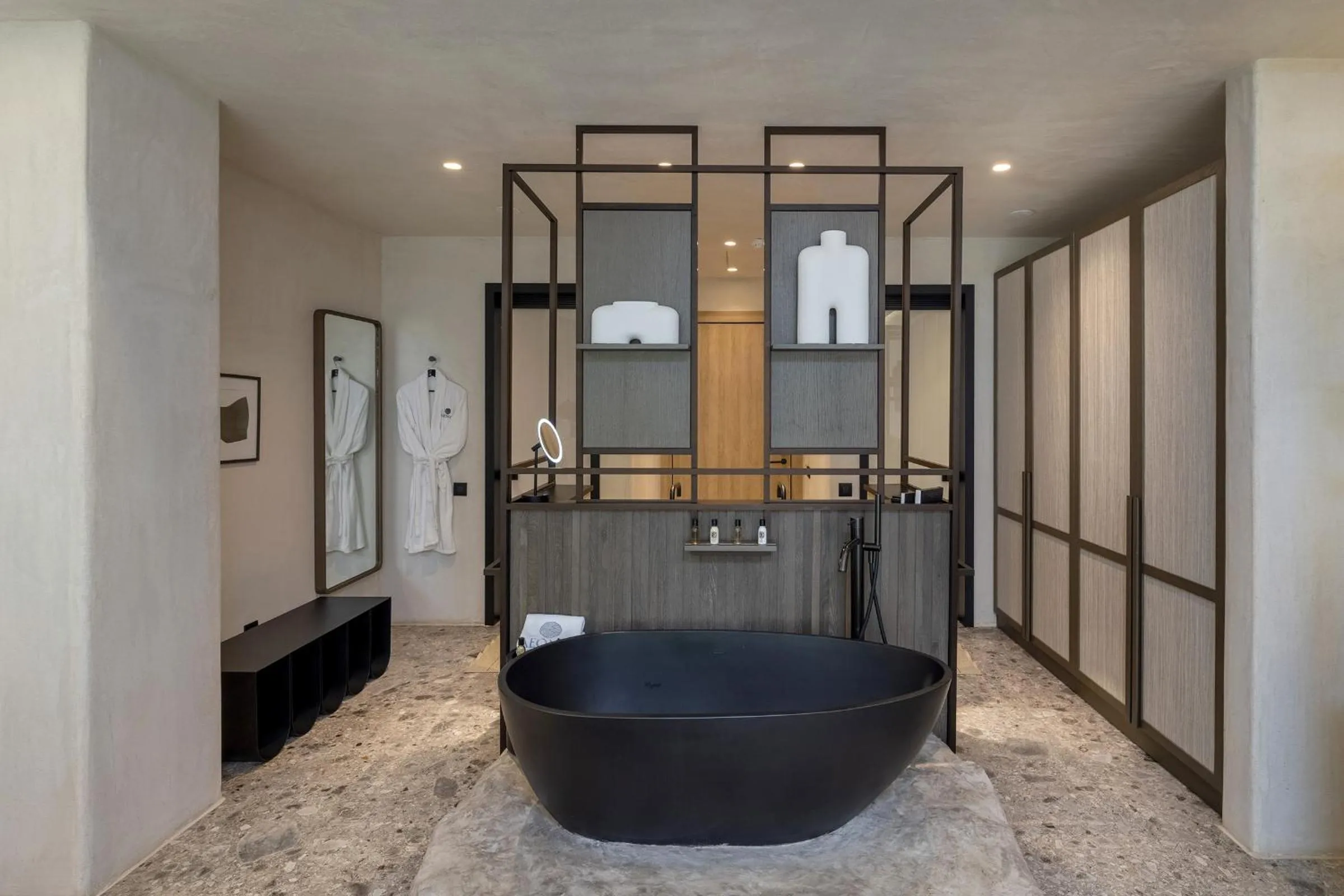 Bath in Aeonic Suites and Spa