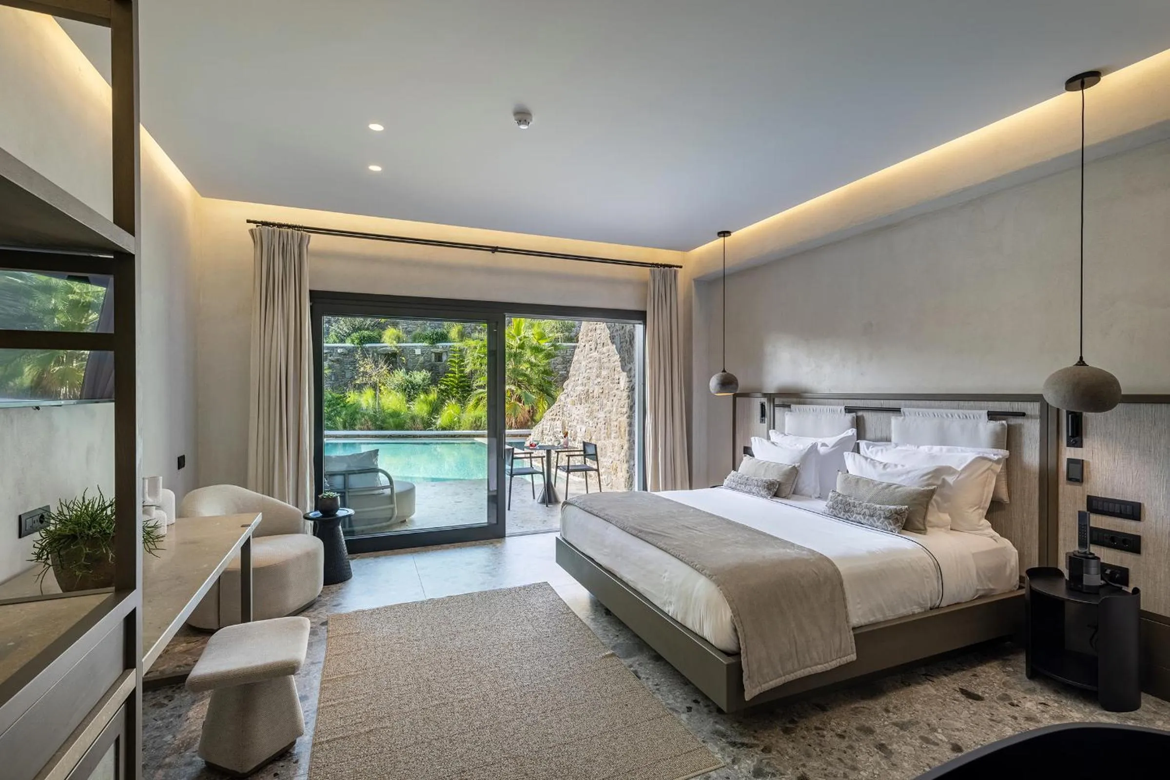 Bedroom, Bed in Aeonic Suites and Spa