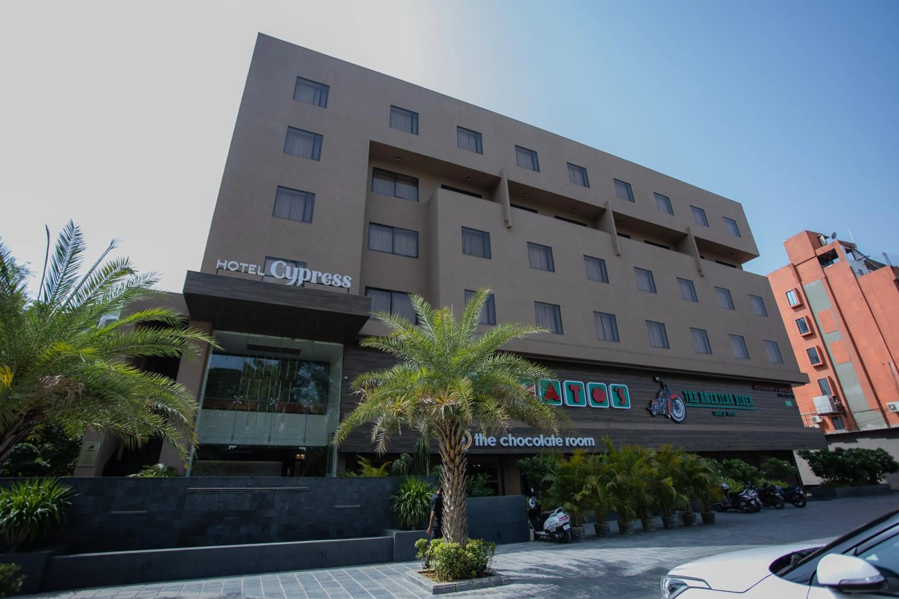 Property building in HOTEL CYPRESS