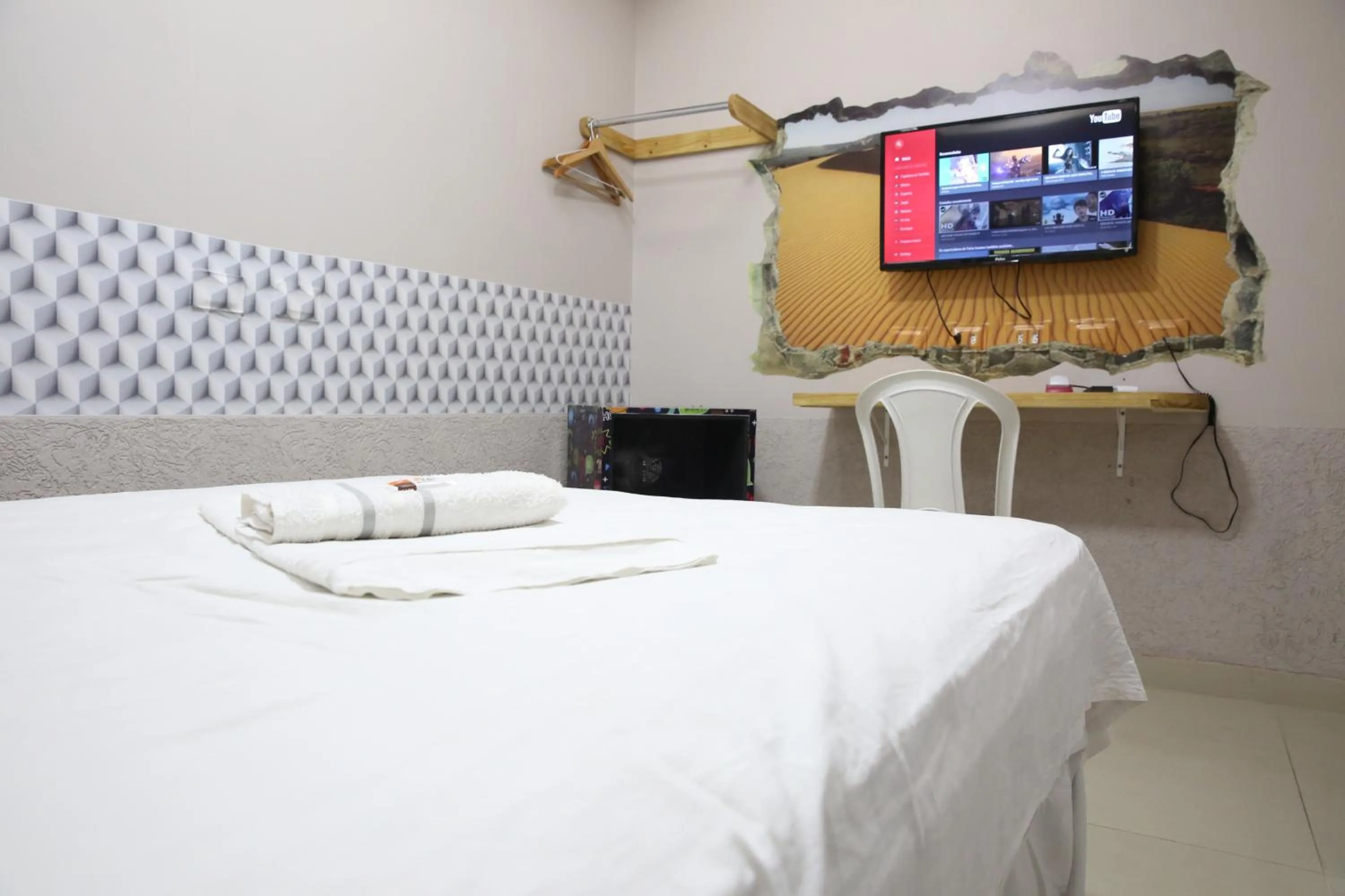 Bedroom, Bed in TERESINA HOTEL
