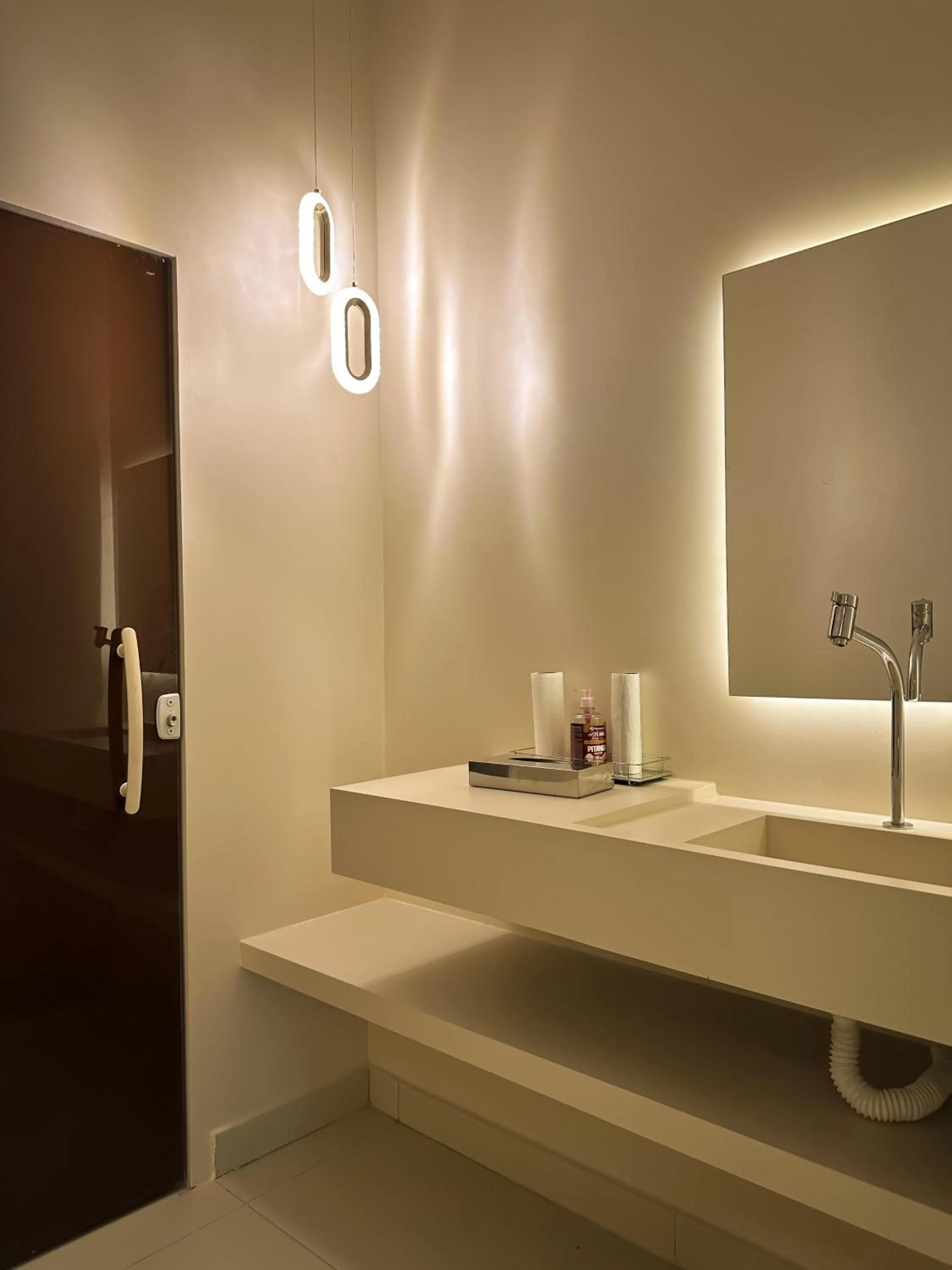 Bathroom in TERESINA HOTEL