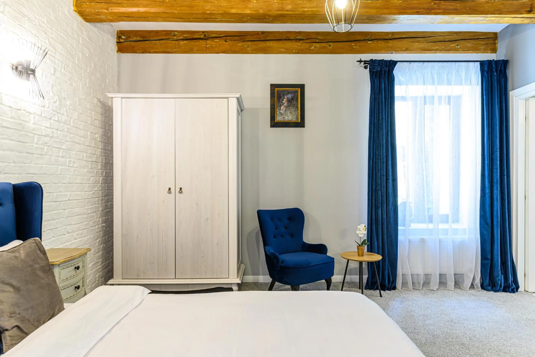 Photo of the whole room, Bed in Dallure House Boutique Brasov