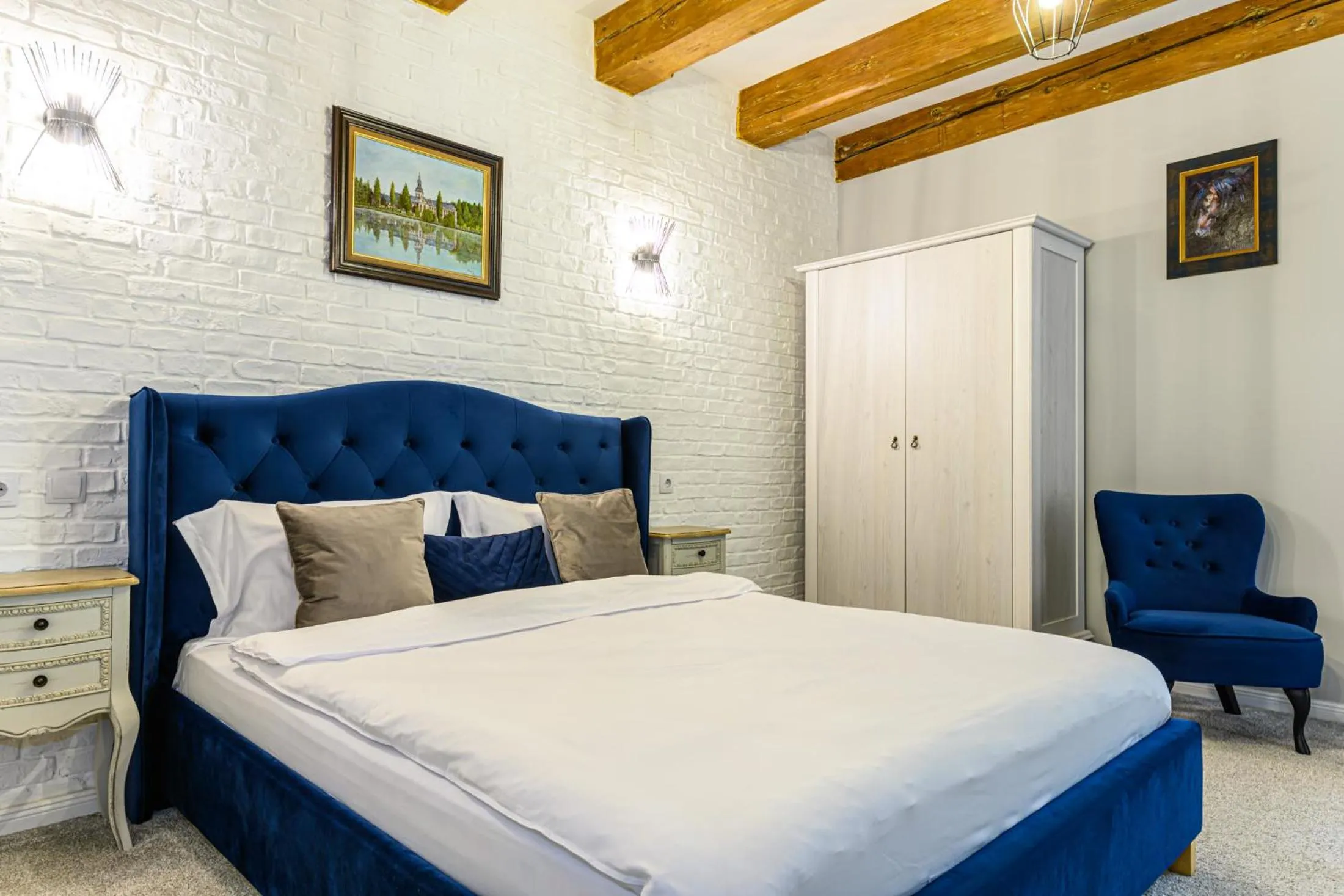 Bed in Dallure House Boutique Brasov