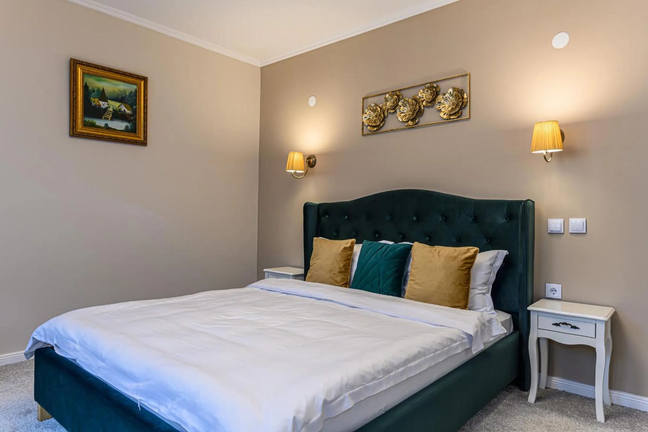 Bed in Dallure House Boutique Brasov