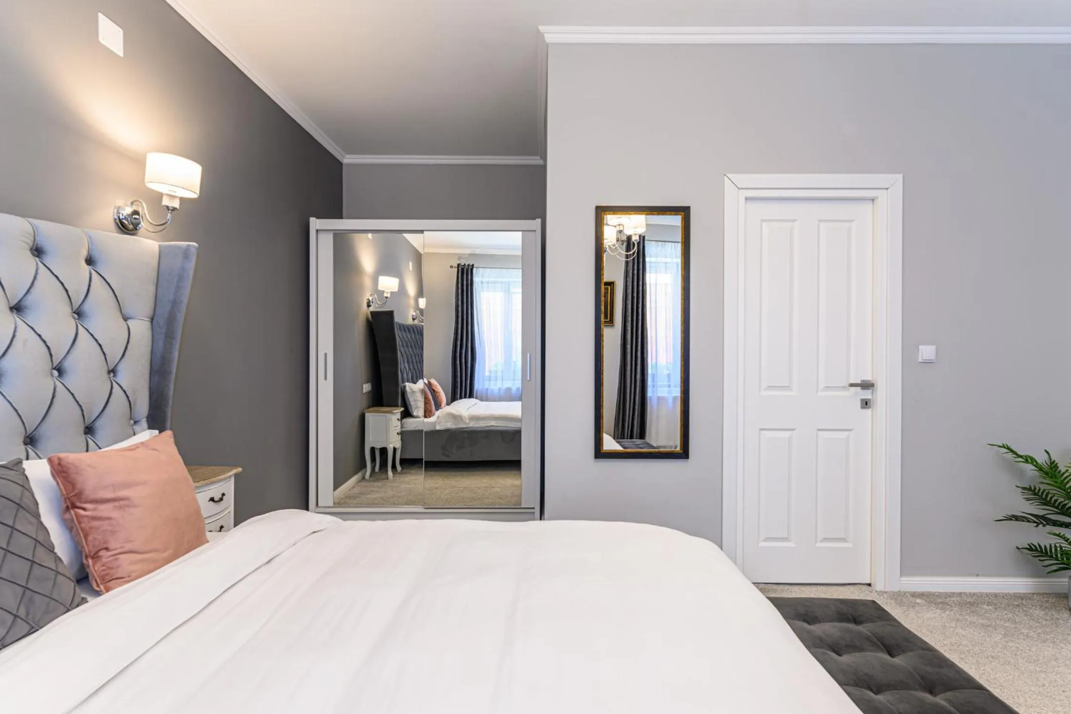 Bed in Dallure House Boutique Brasov