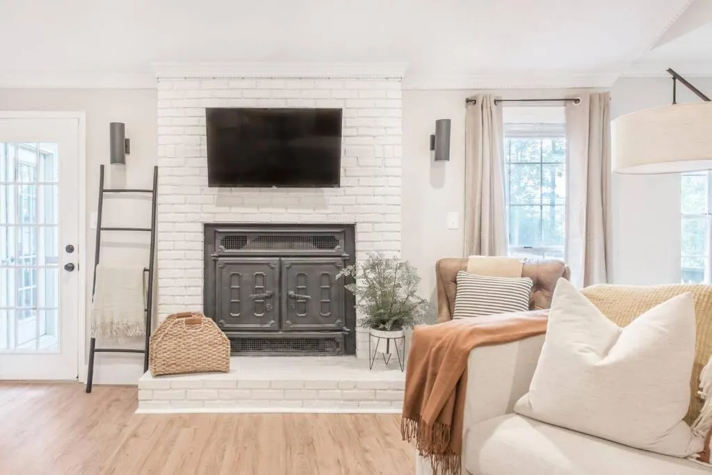 Stylish & Spacious Home Near ATL