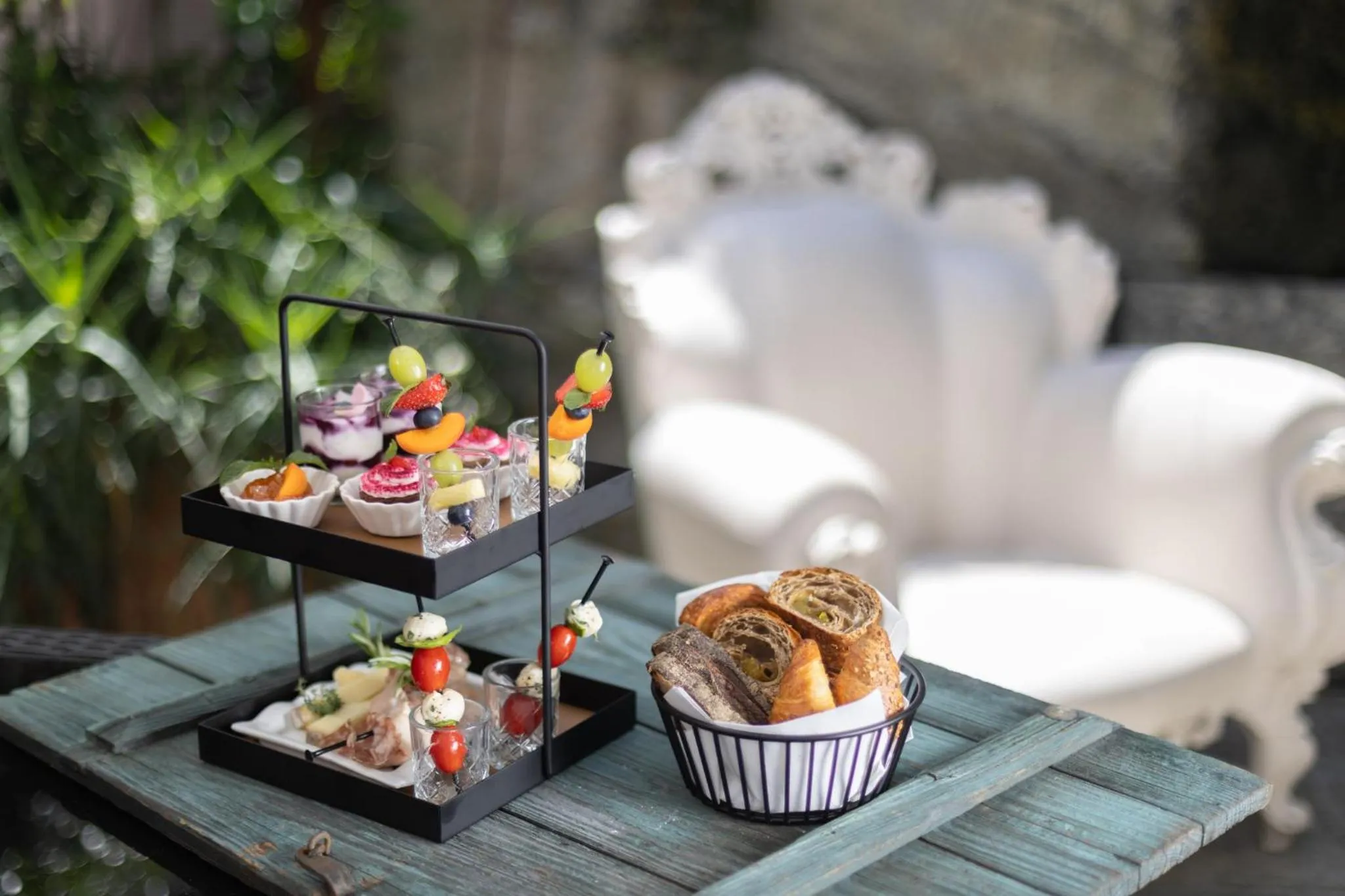 Continental breakfast in Caffè dell'Arte Boutique Rooms Locarno