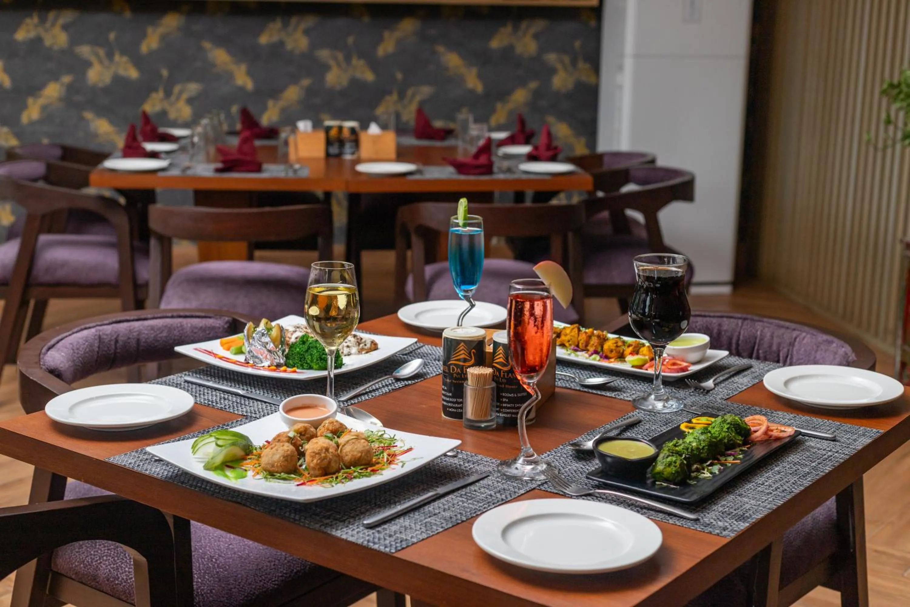 Restaurant/places to eat in Hotel Da Flamingo