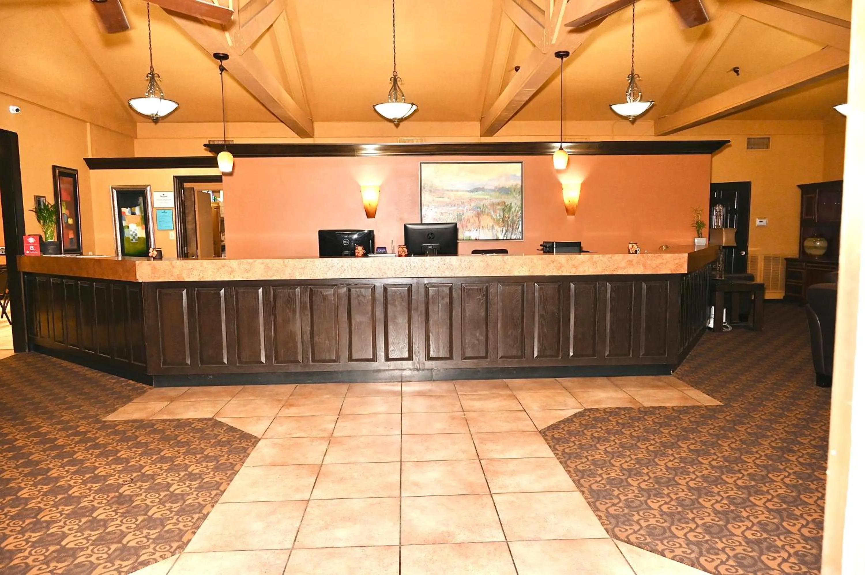 Fortune Inn & Suites