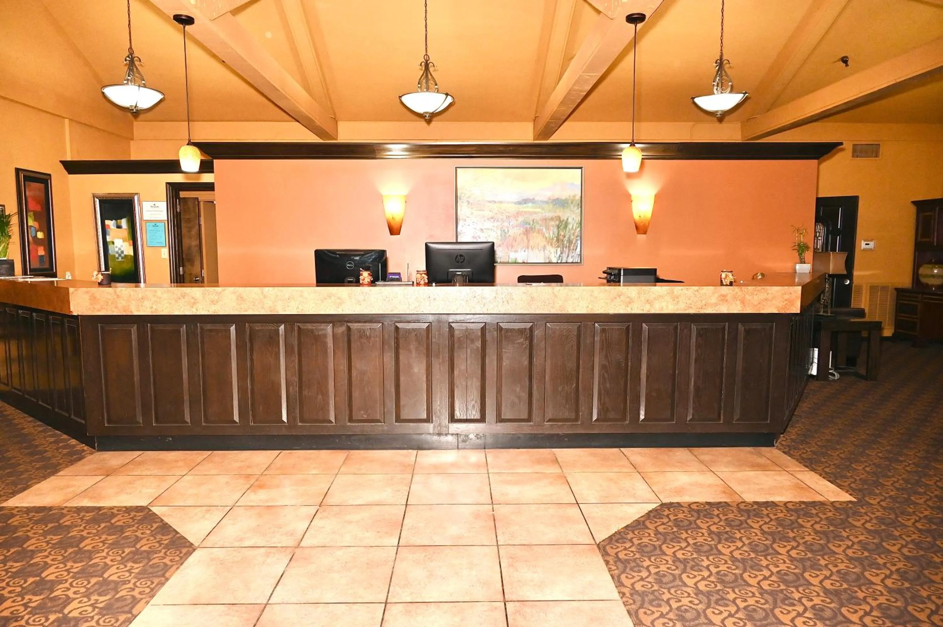 Fortune Inn & Suites