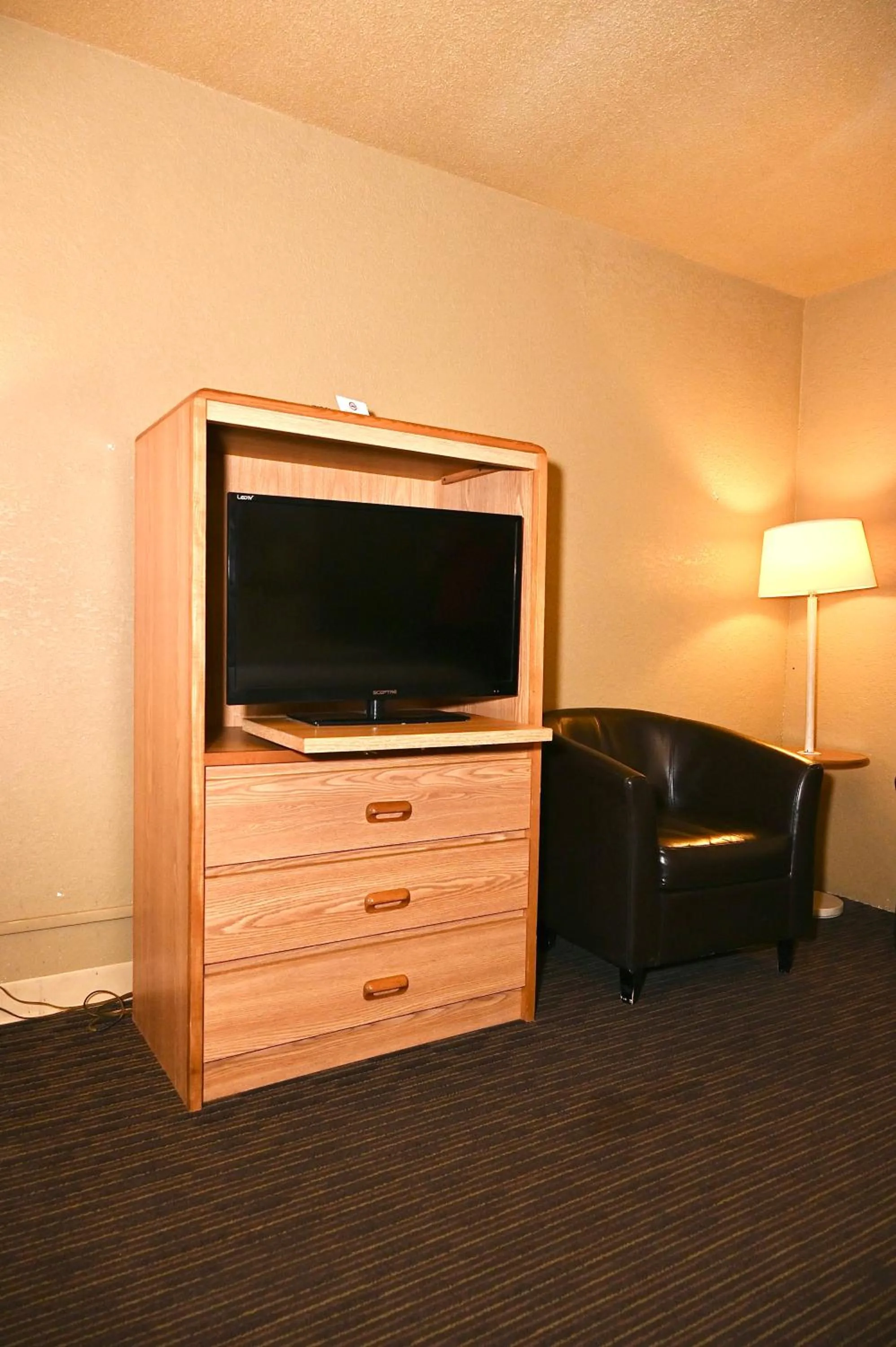 Fortune Inn & Suites