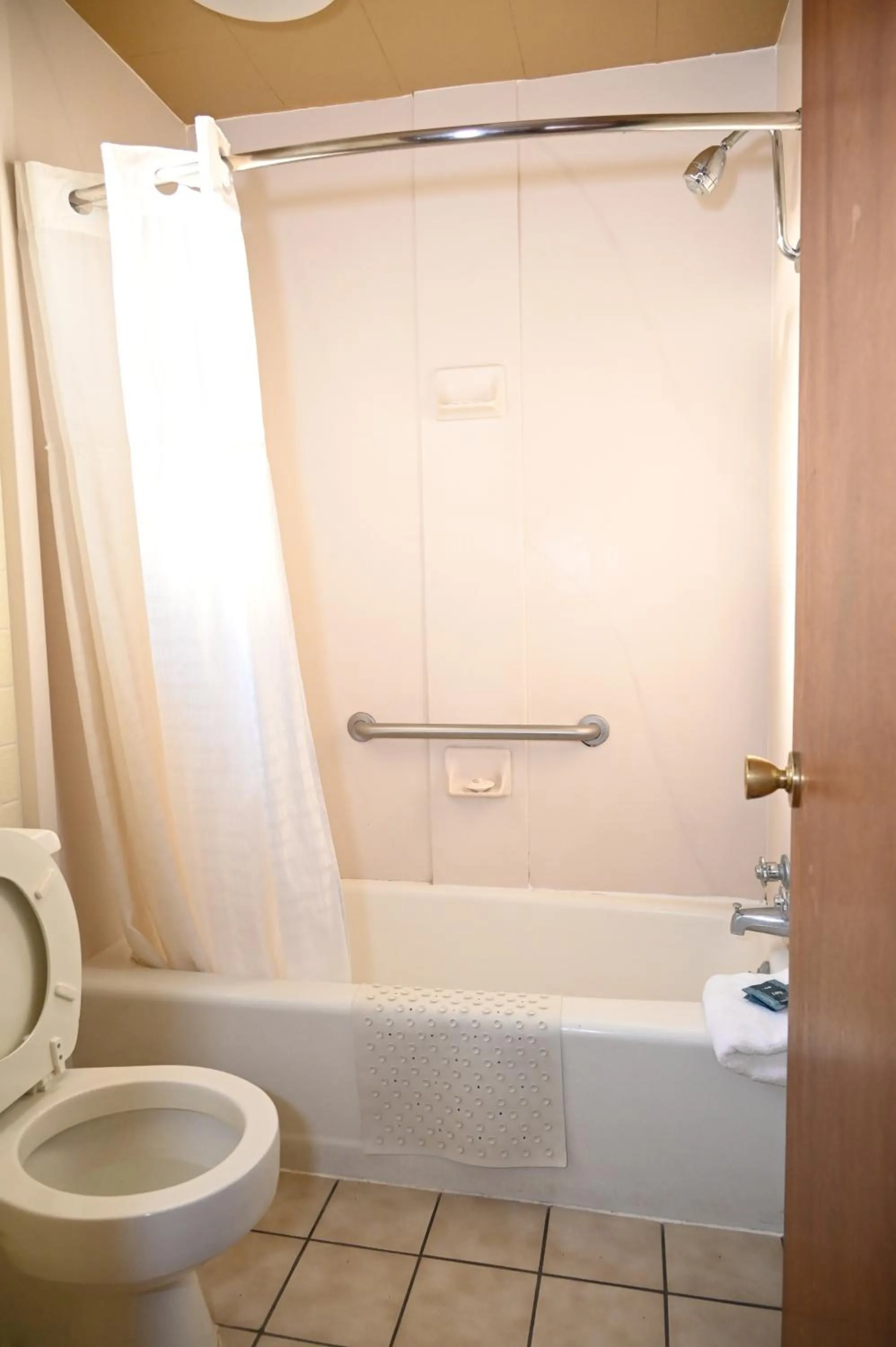 Fortune Inn & Suites