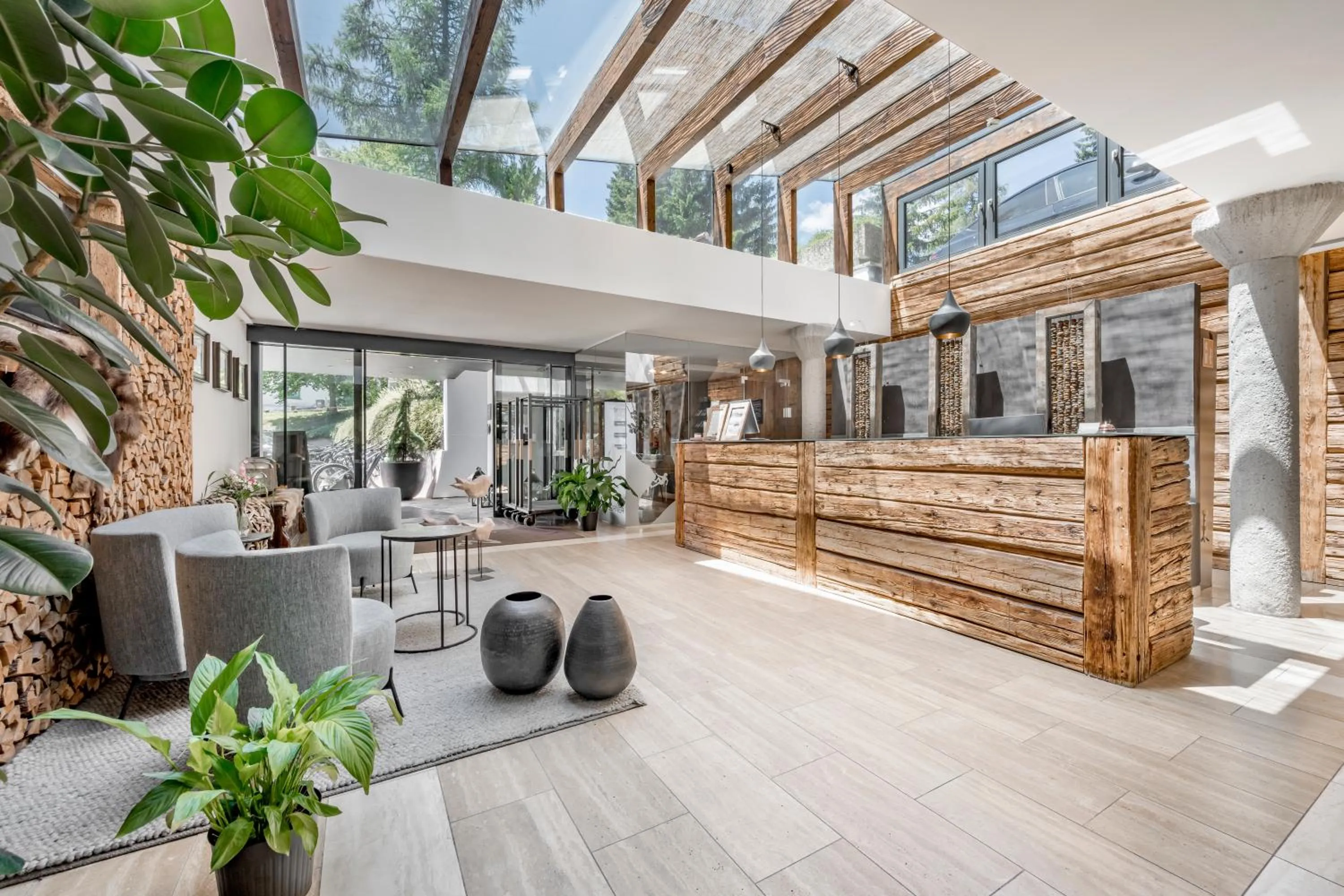 Lobby or reception in Natur & Spa Hotel Lärchenhof