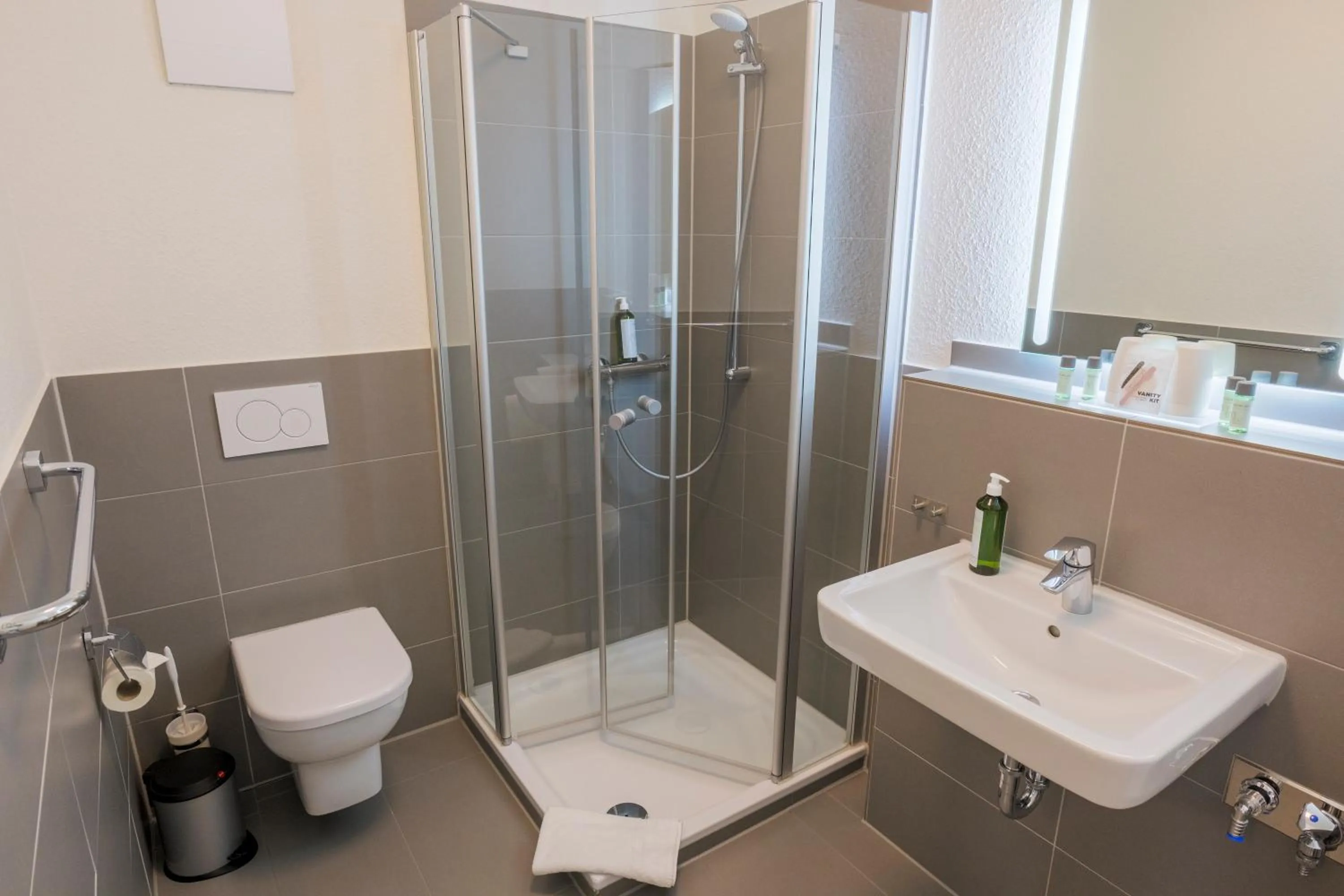 Shower in Hotel Hafen Büsum