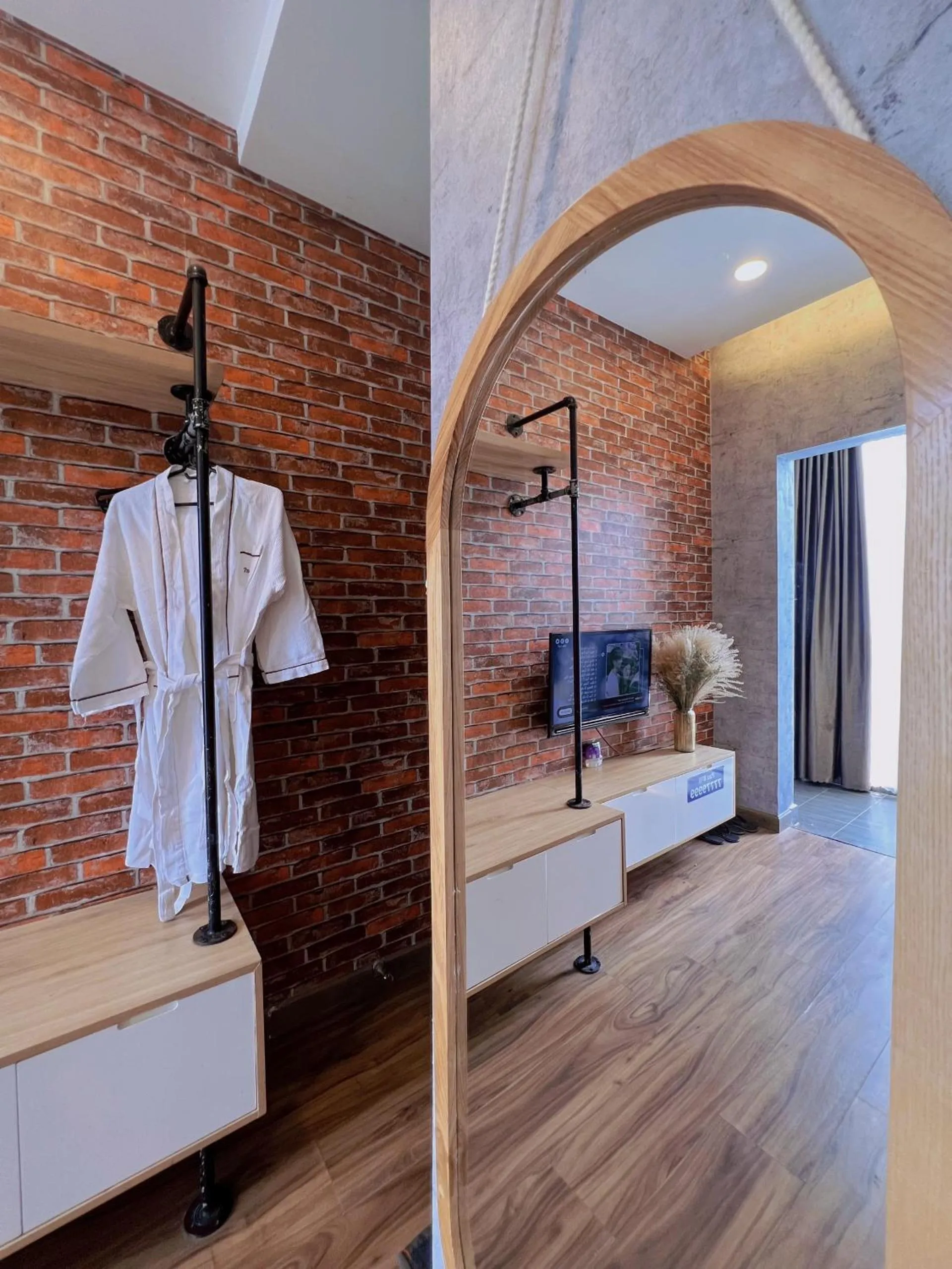 MIS HOSTEL Cần Thơ