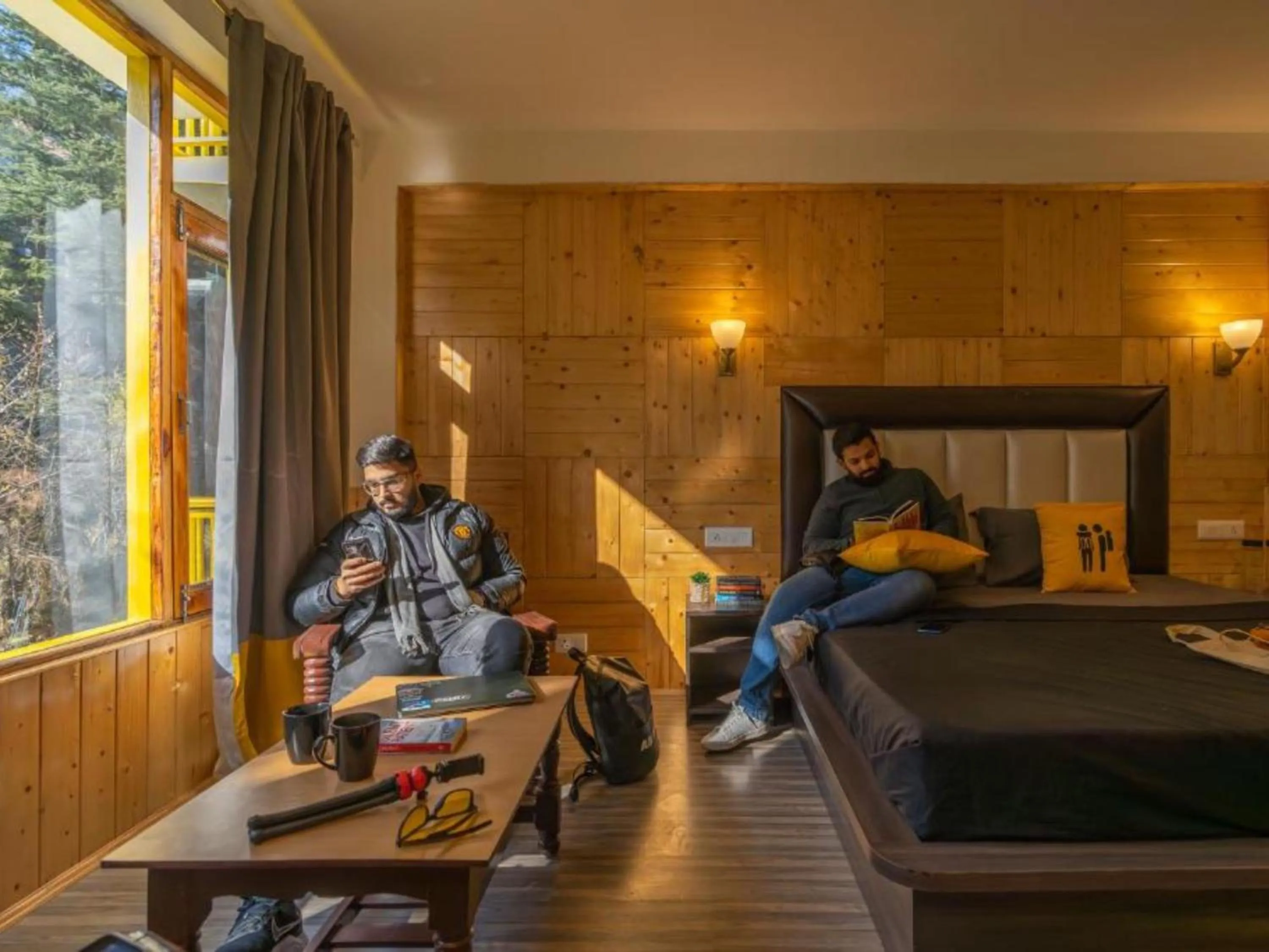 People in The Hosteller Manali, Old Manali