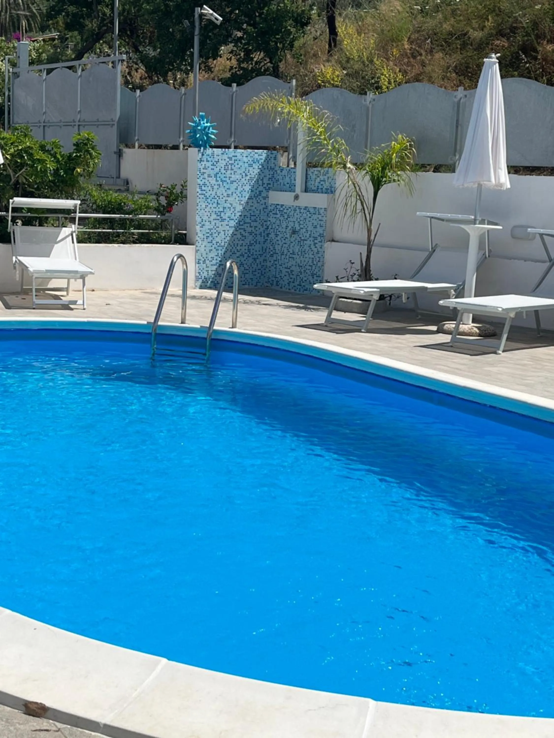 Pool view in Miriasol Bed and Breakfast