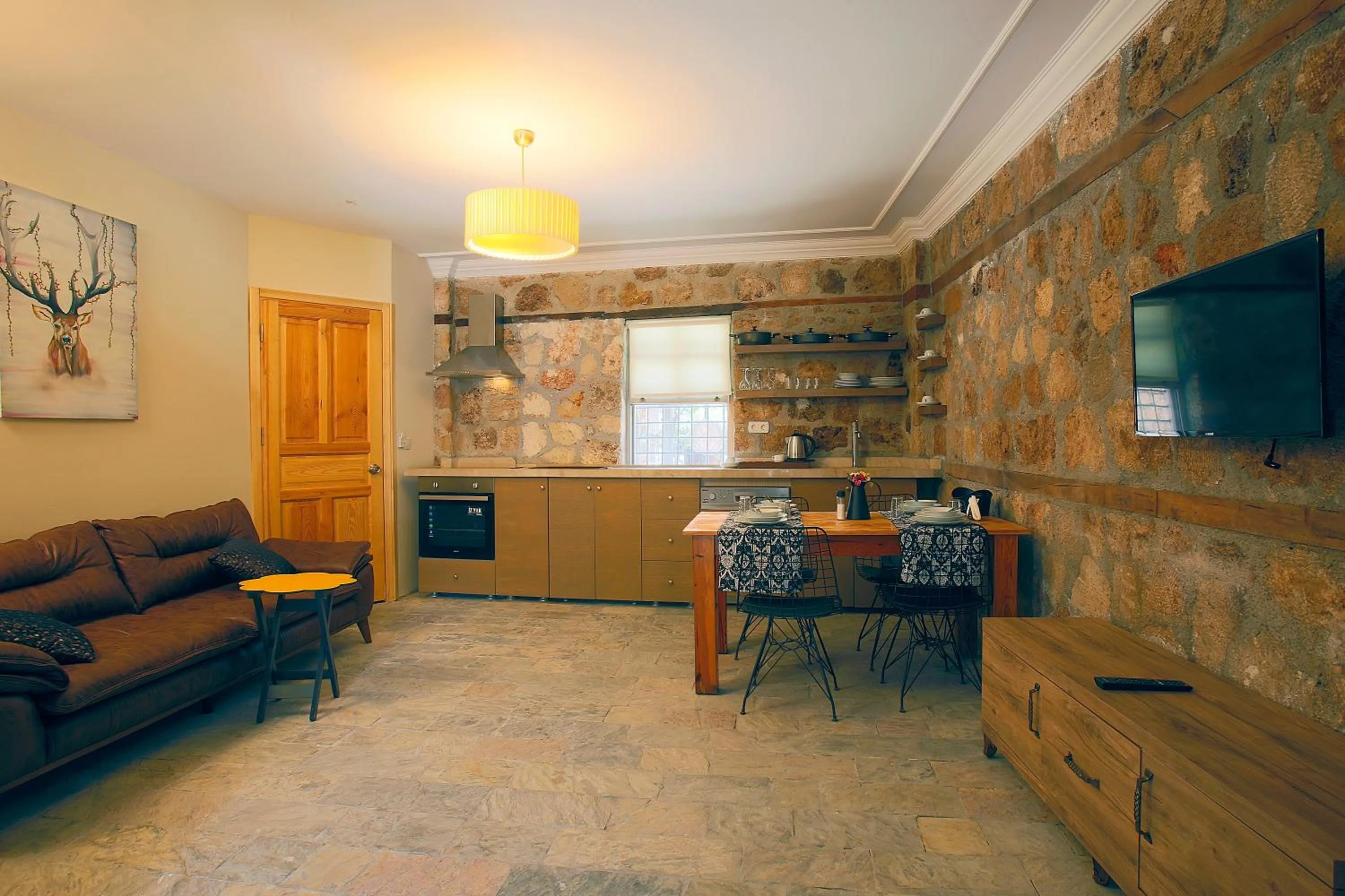 Kitchen or kitchenette in Castle Inn Boutique Hotel