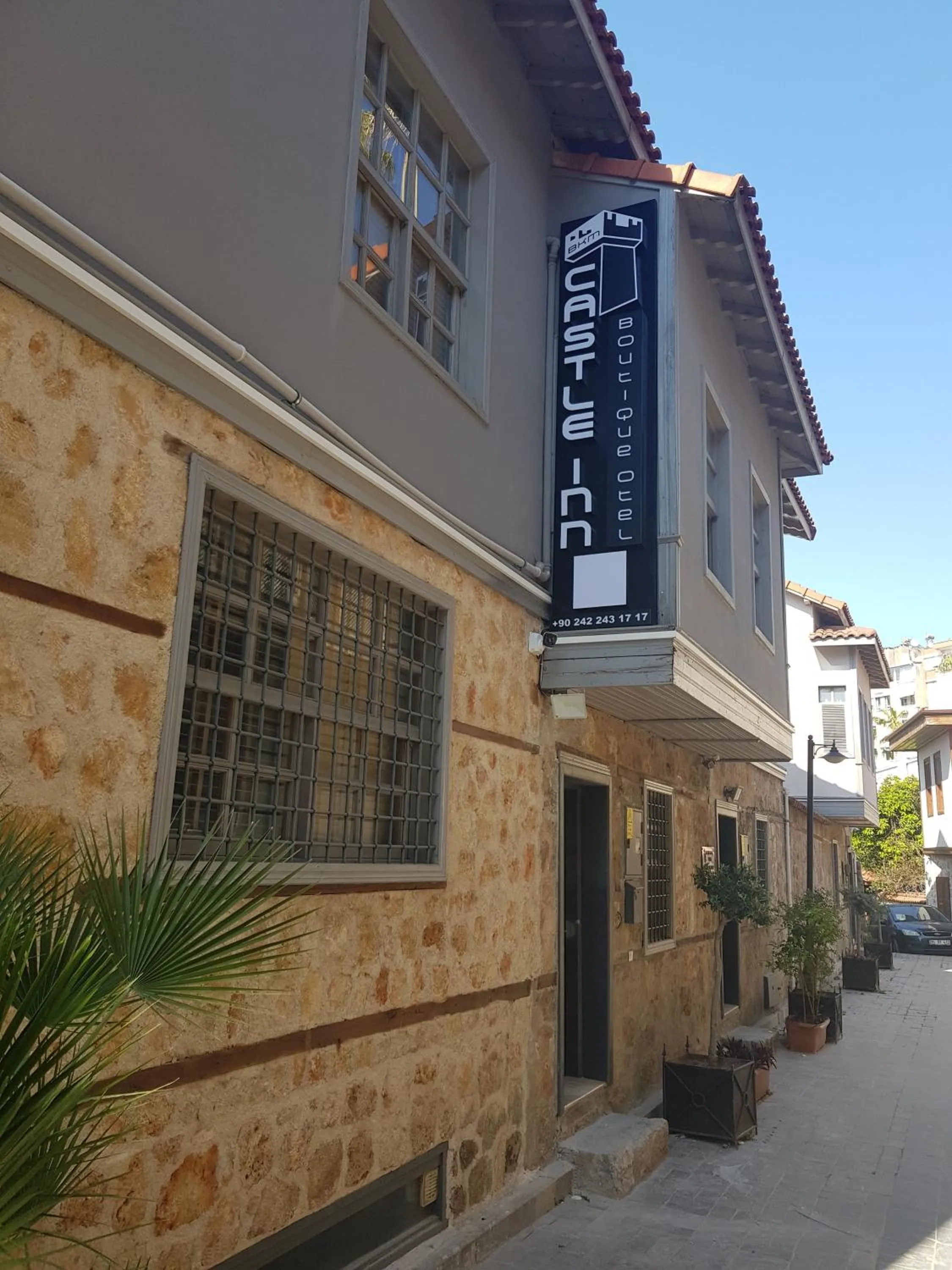 Facade/entrance in Castle Inn Boutique Hotel