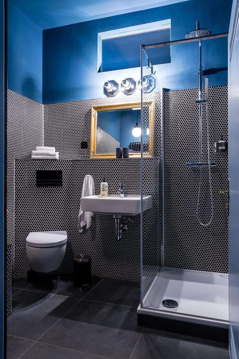 Bathroom in Brilliant Apartments