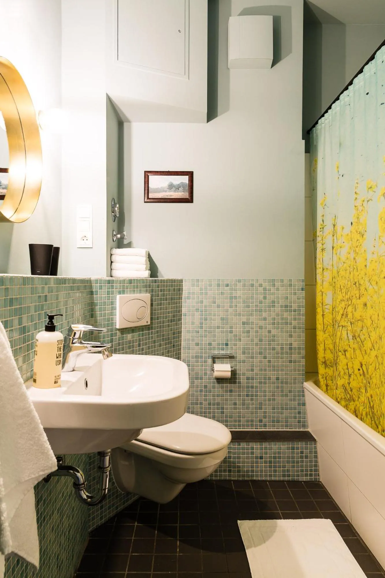 Bathroom in Brilliant Apartments