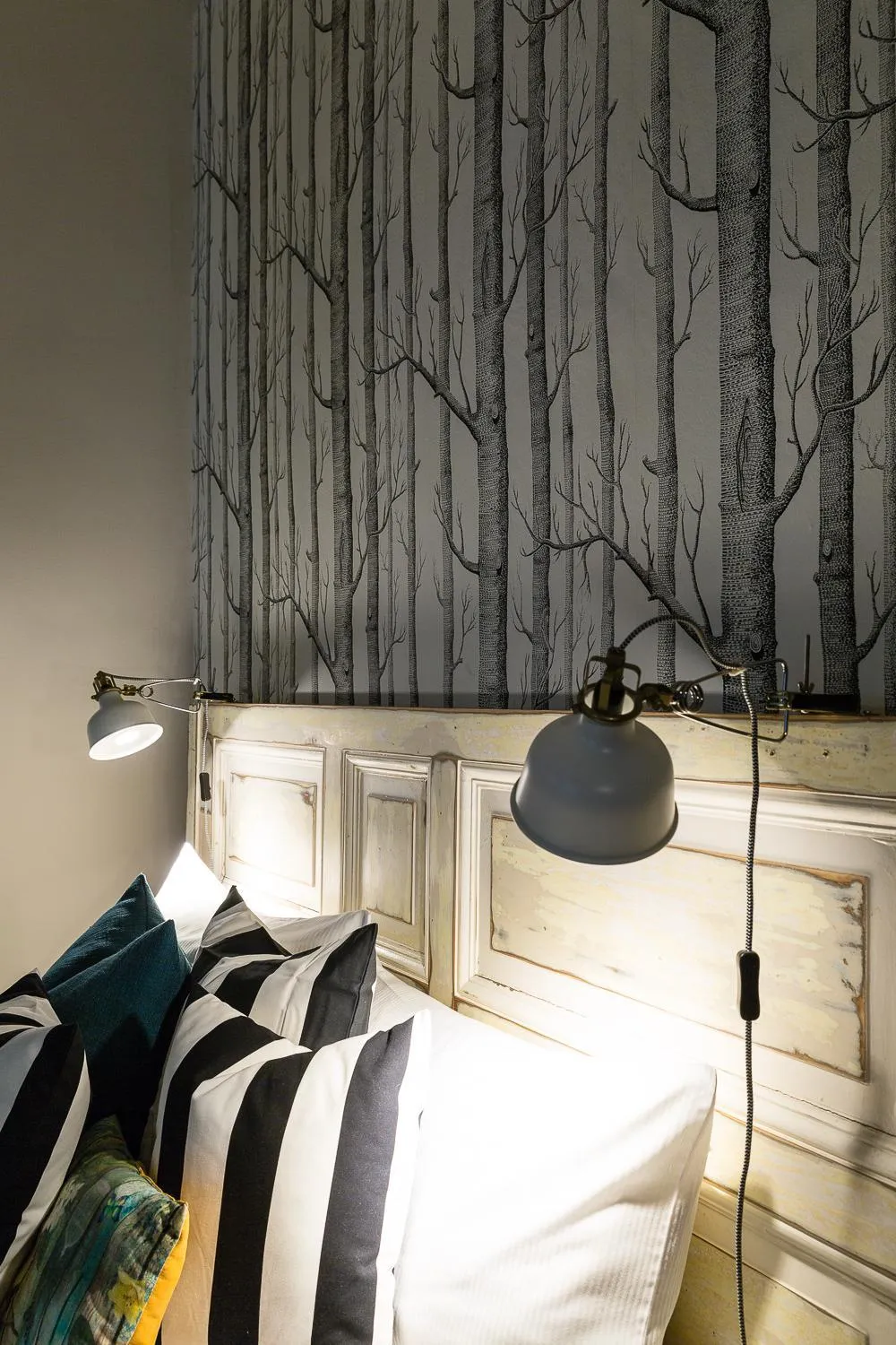 Bed in Brilliant Apartments