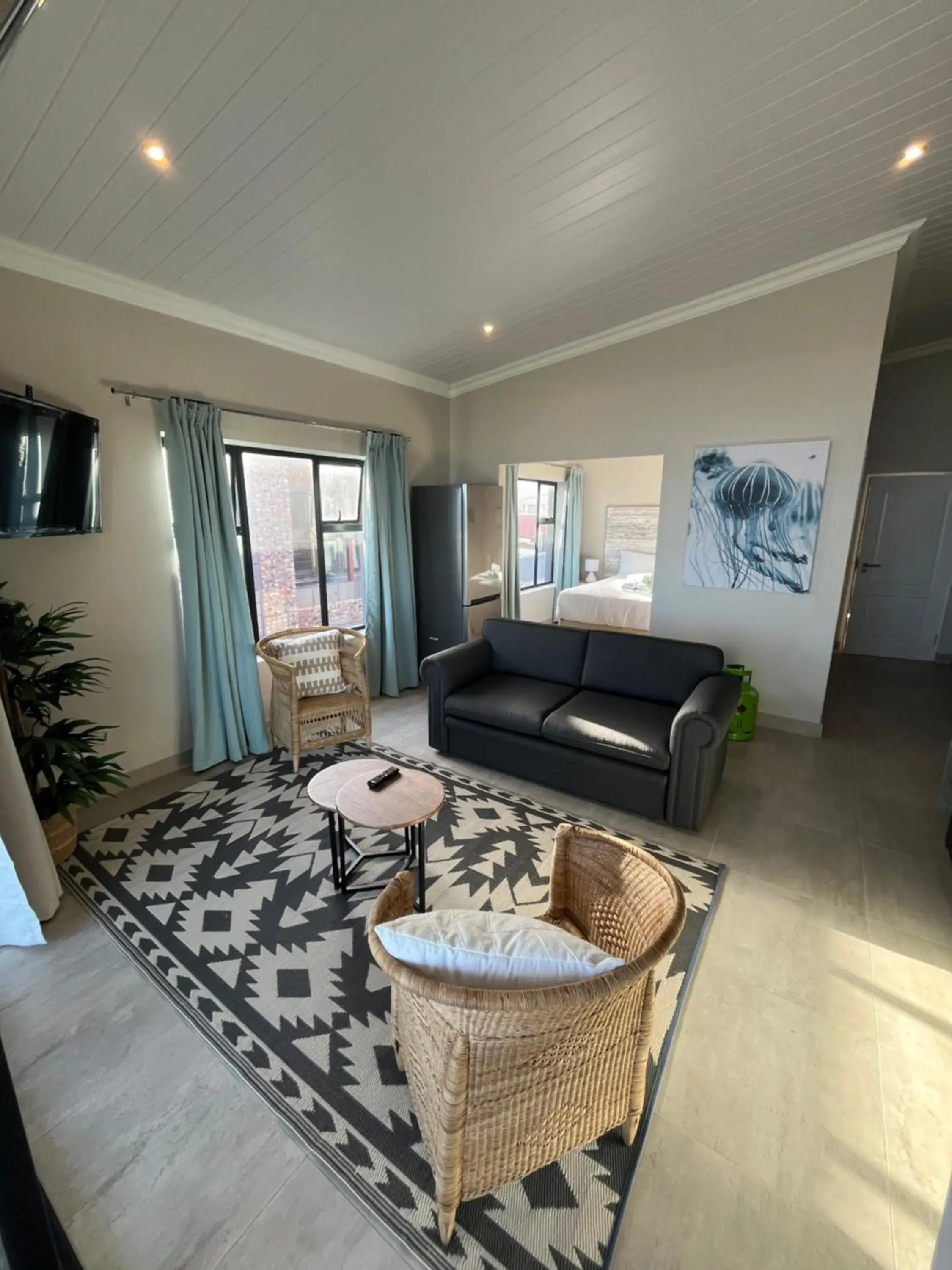 Basic Queen Room in White Sands Self-catering units Basic Queen Room in White Sands Self-catering units