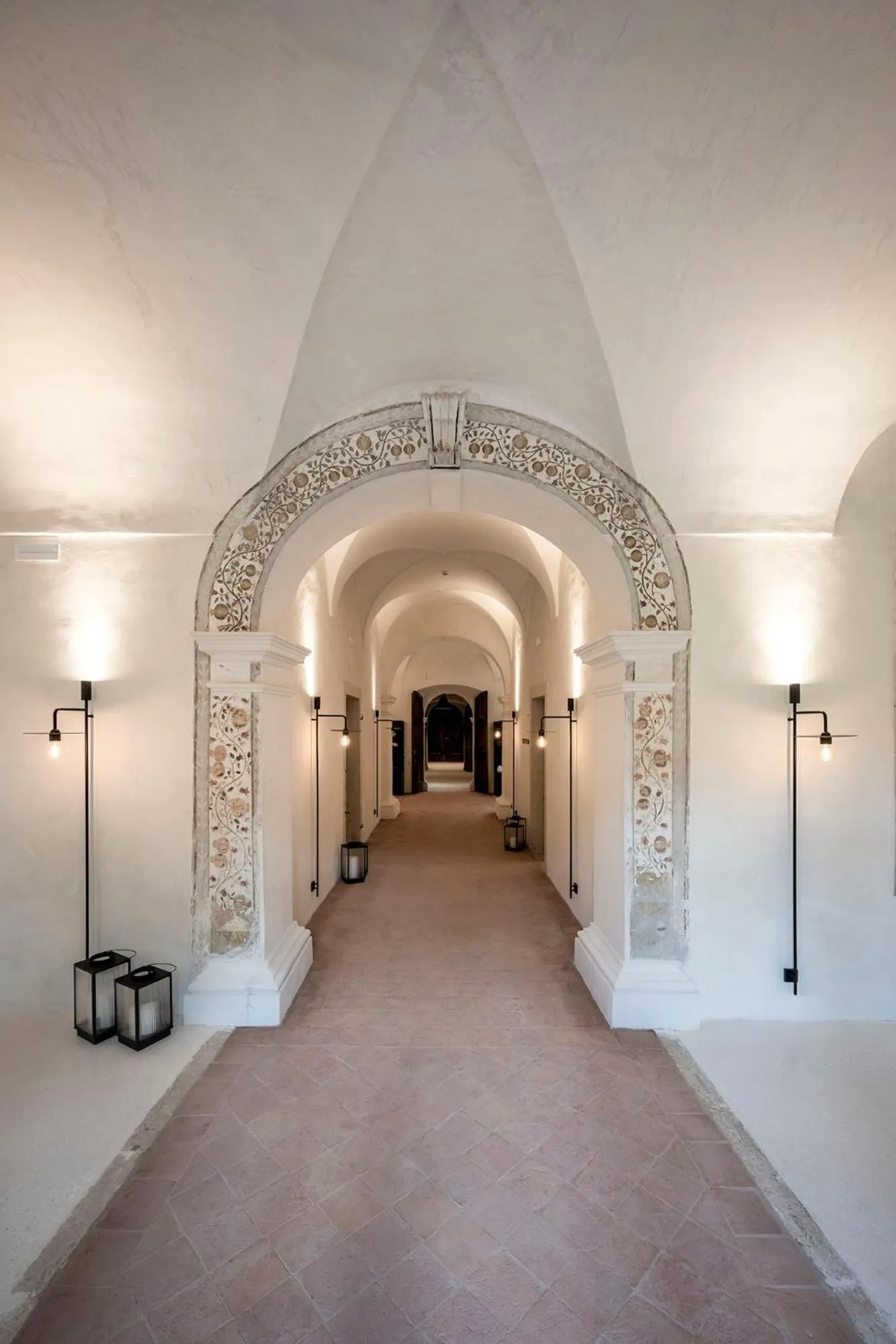 hair dresser in Monastero Arx Vivendi