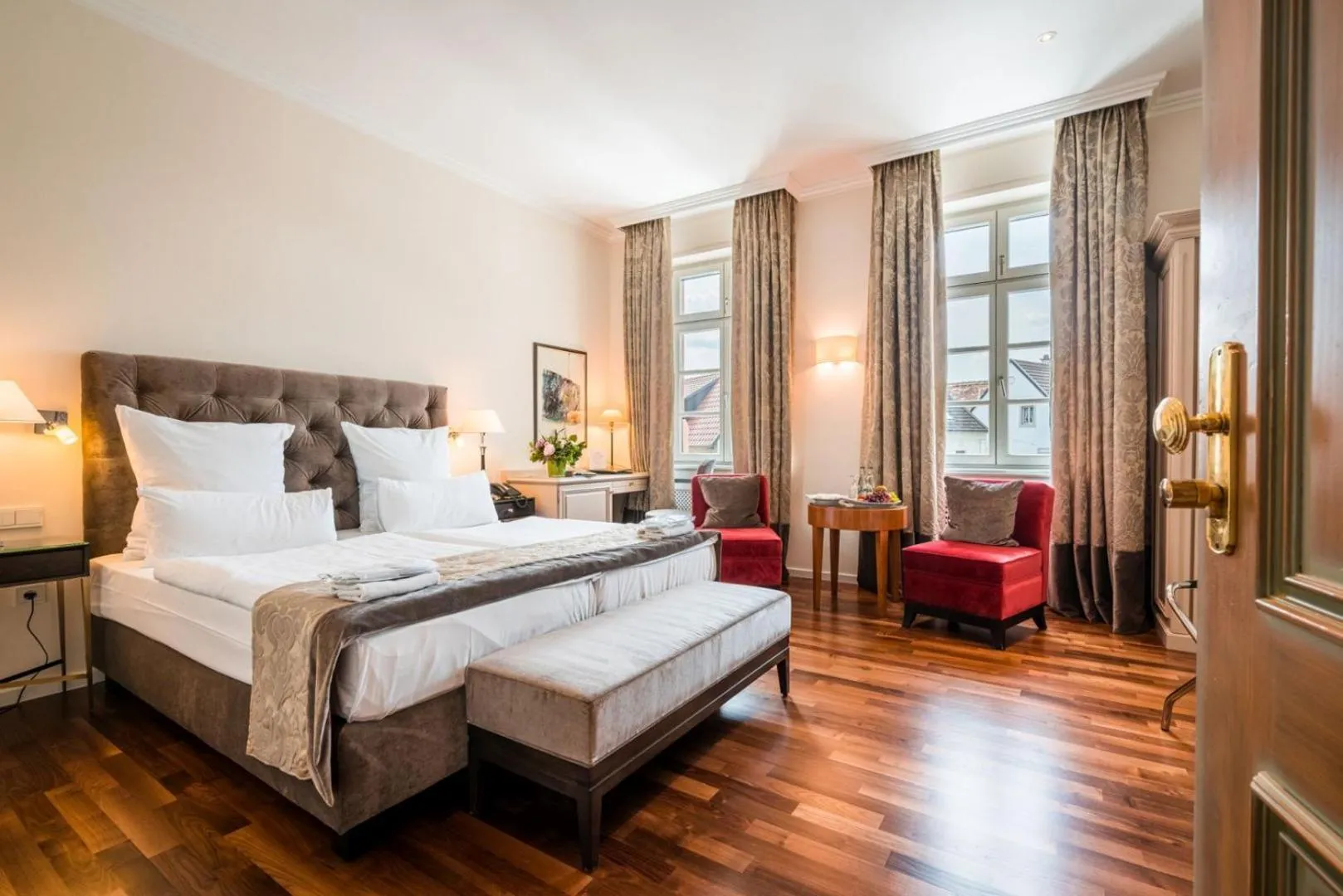 Bedroom, Bed in Deidesheimer Hof