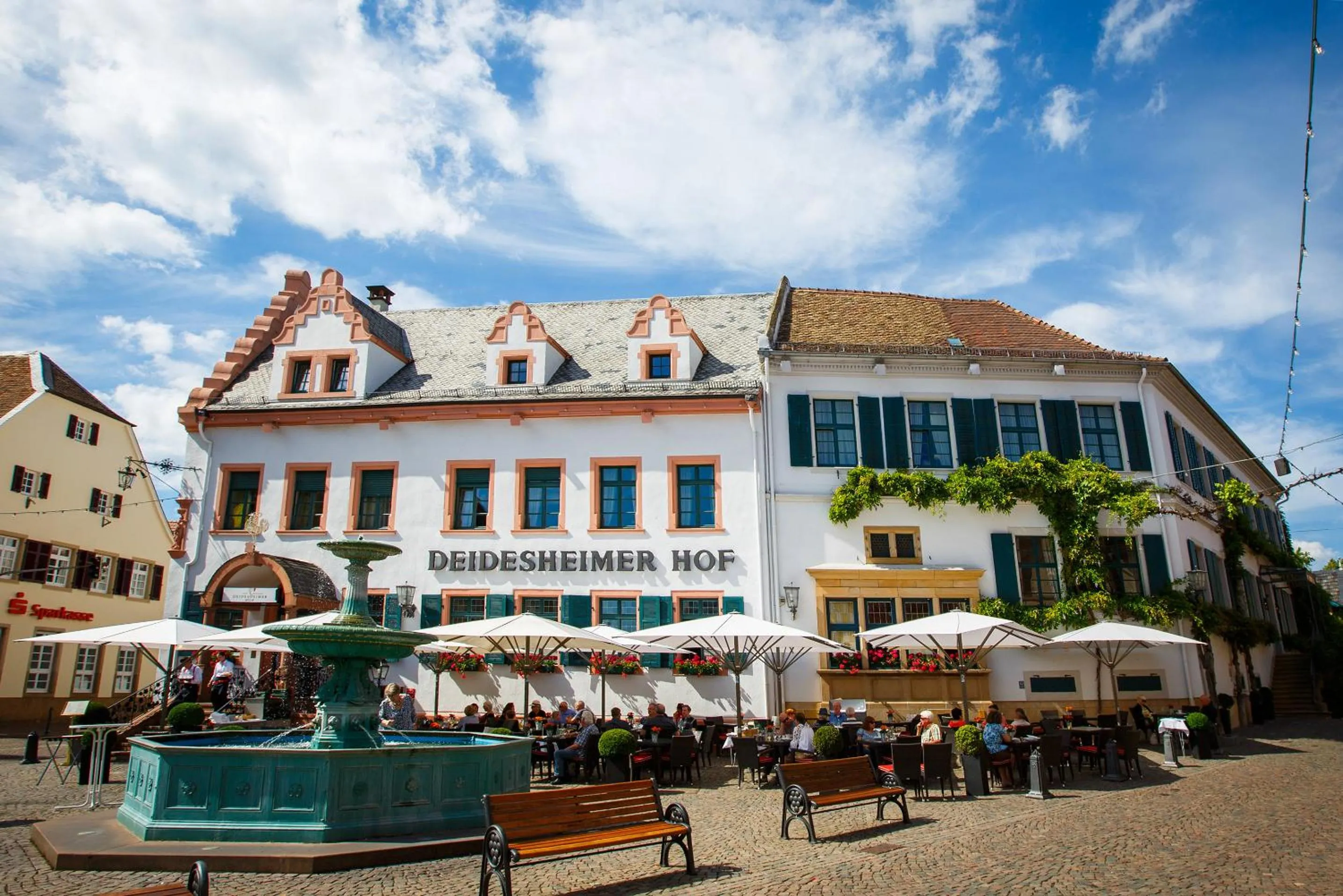 Restaurant/places to eat in Deidesheimer Hof