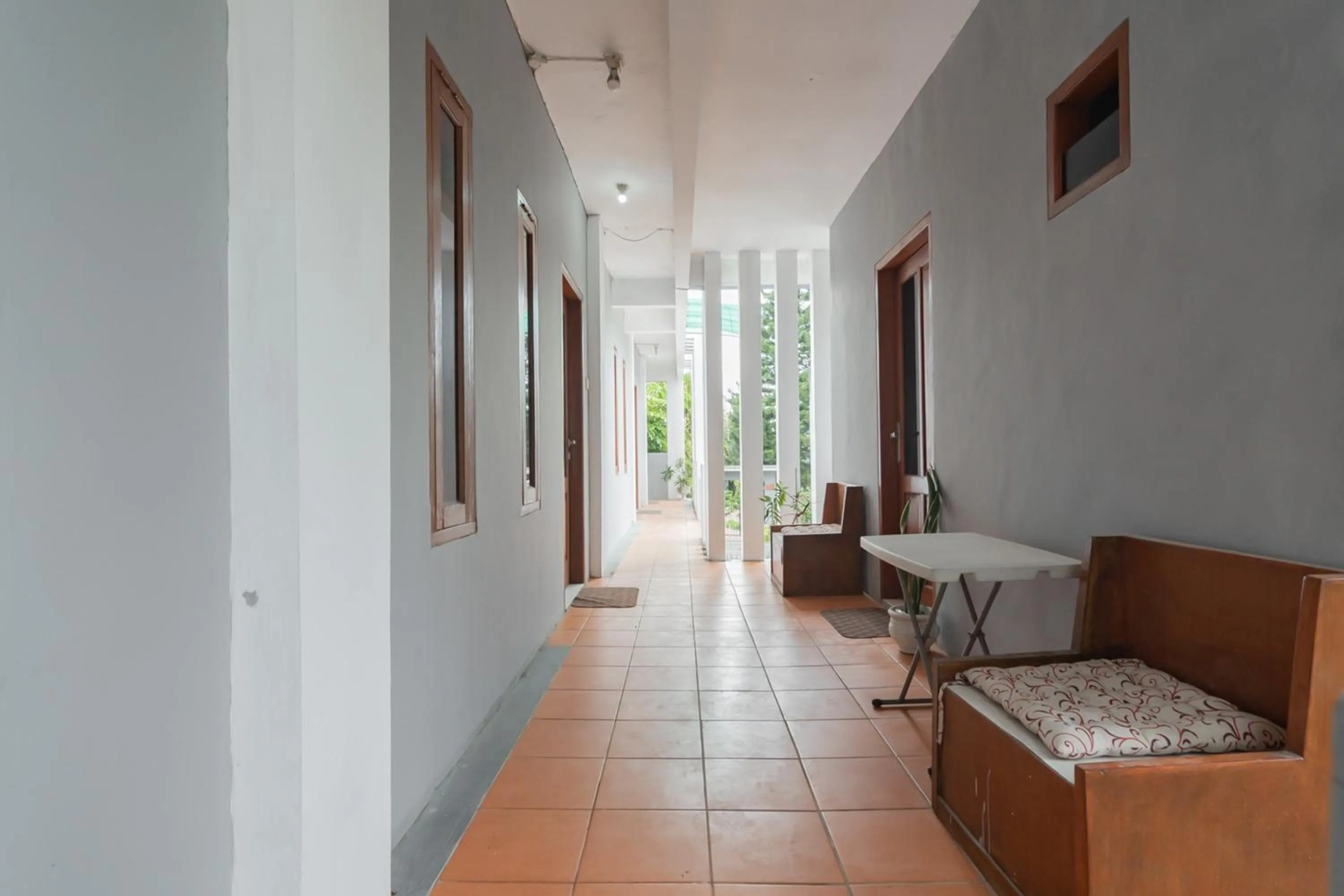 Lembur Kiwari Setra Duta Mitra RedDoorz