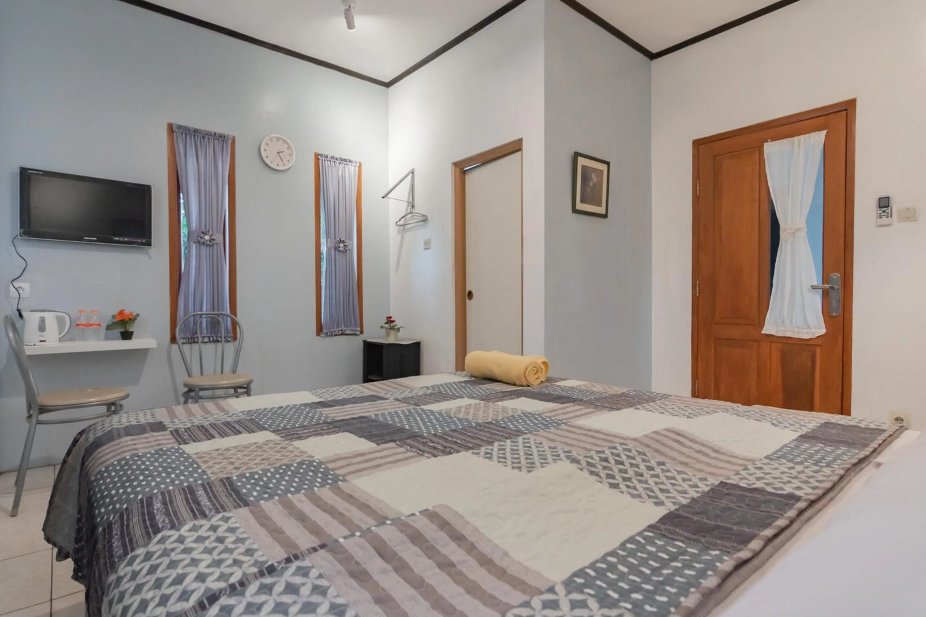 Bed in Lembur Kiwari Setra Duta Mitra RedDoorz