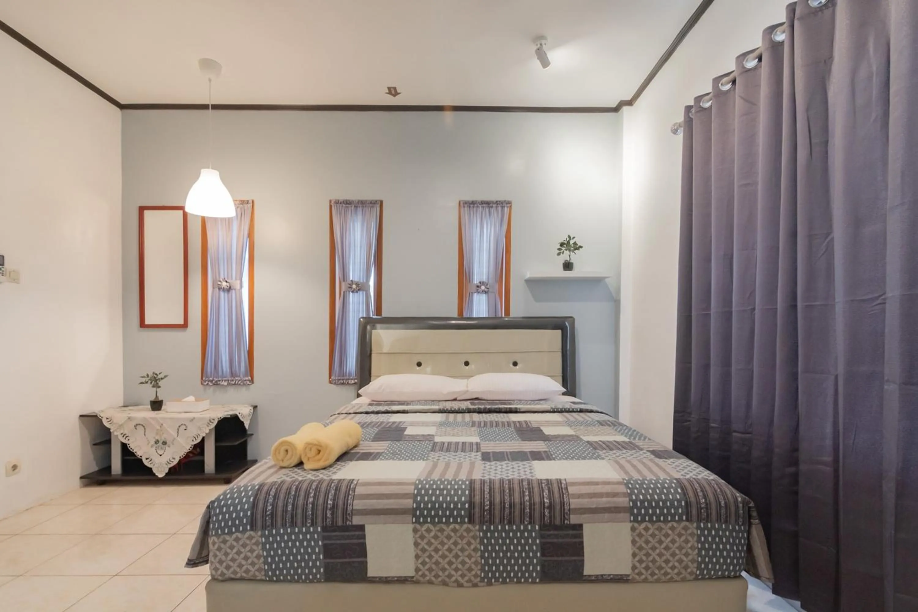 Bed in Lembur Kiwari Setra Duta Mitra RedDoorz