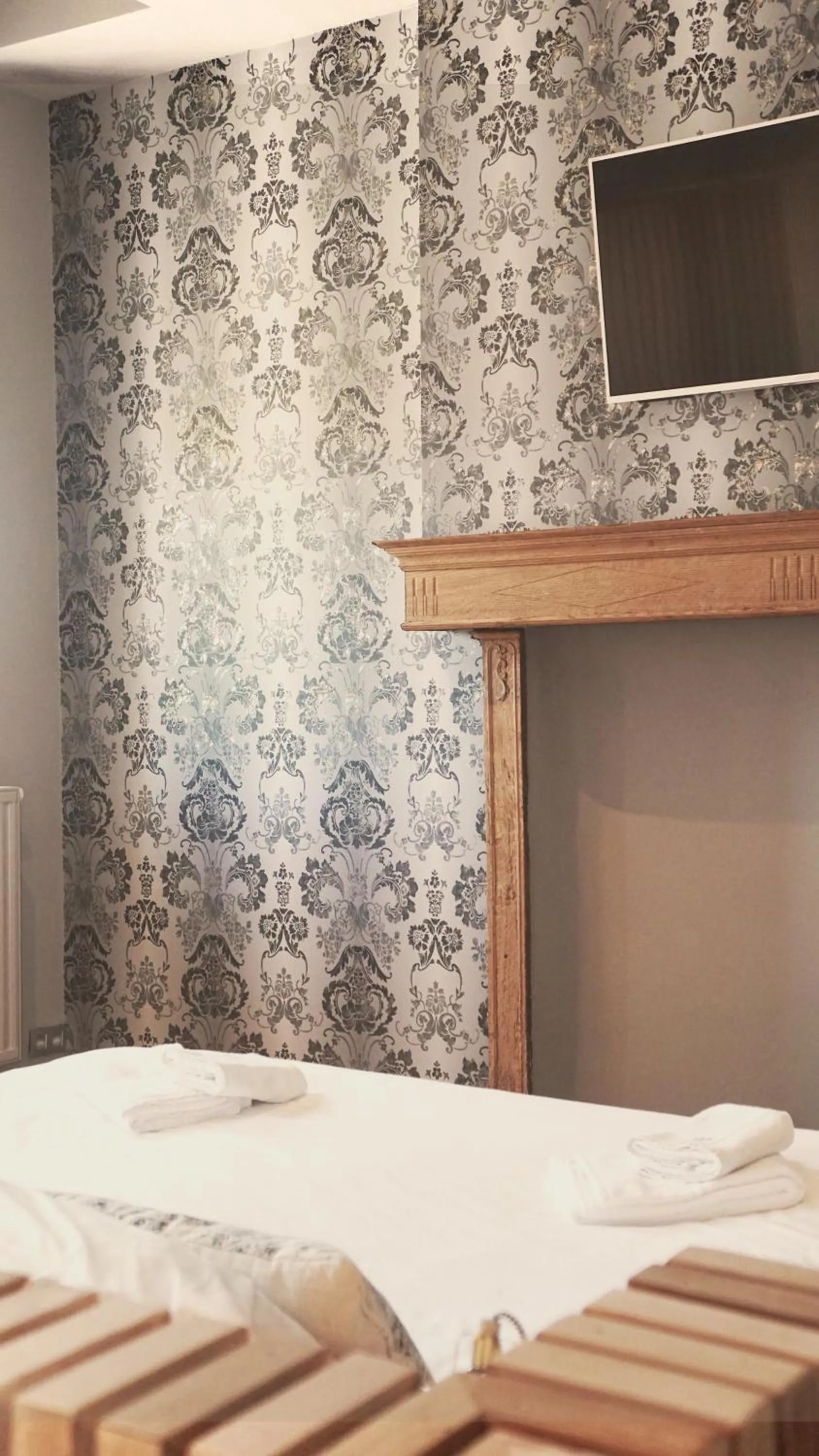 Photo of the whole room, Bed in Domaine Sur Les Sarts