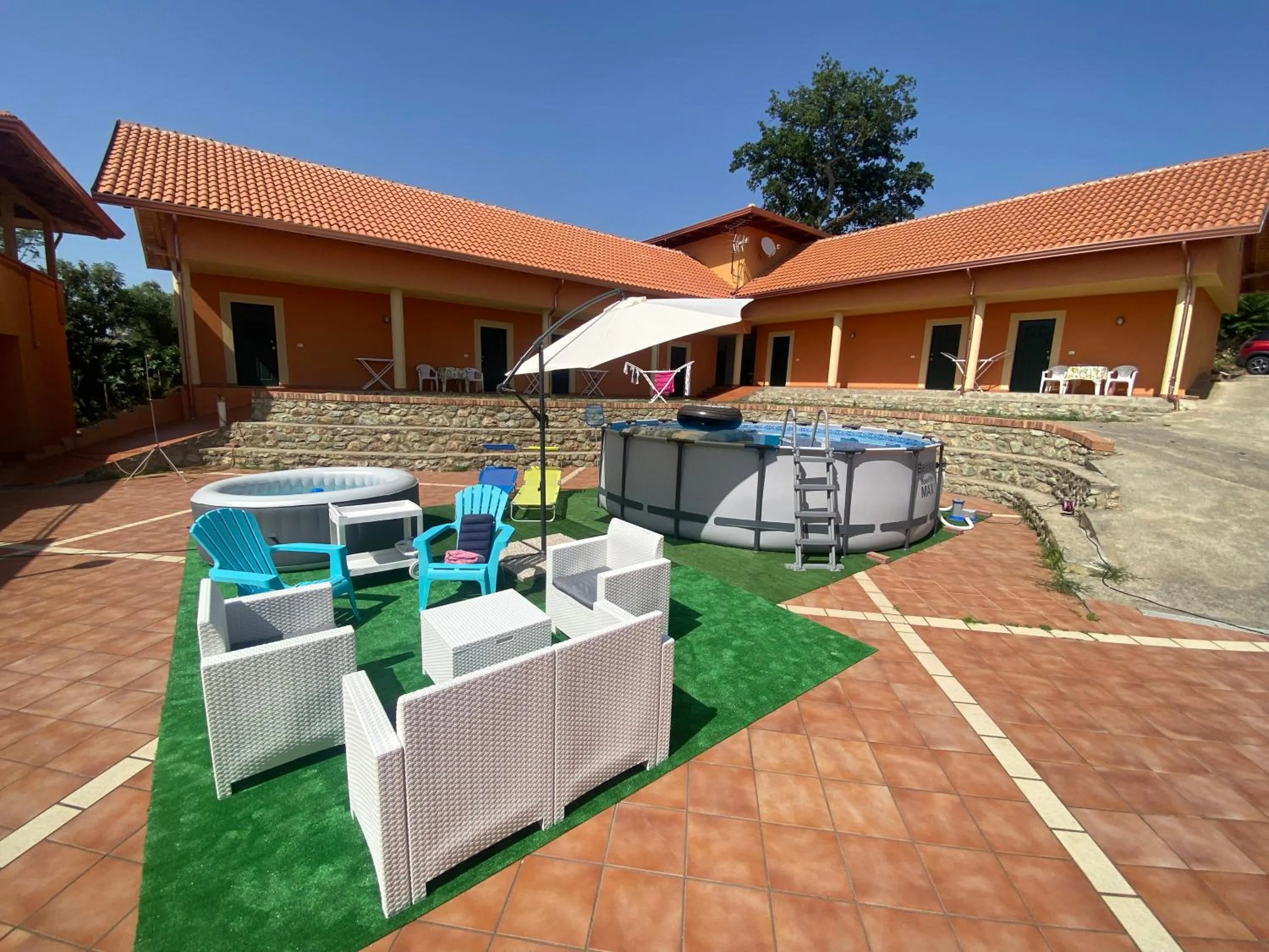 Property building in B&B Le Fravette