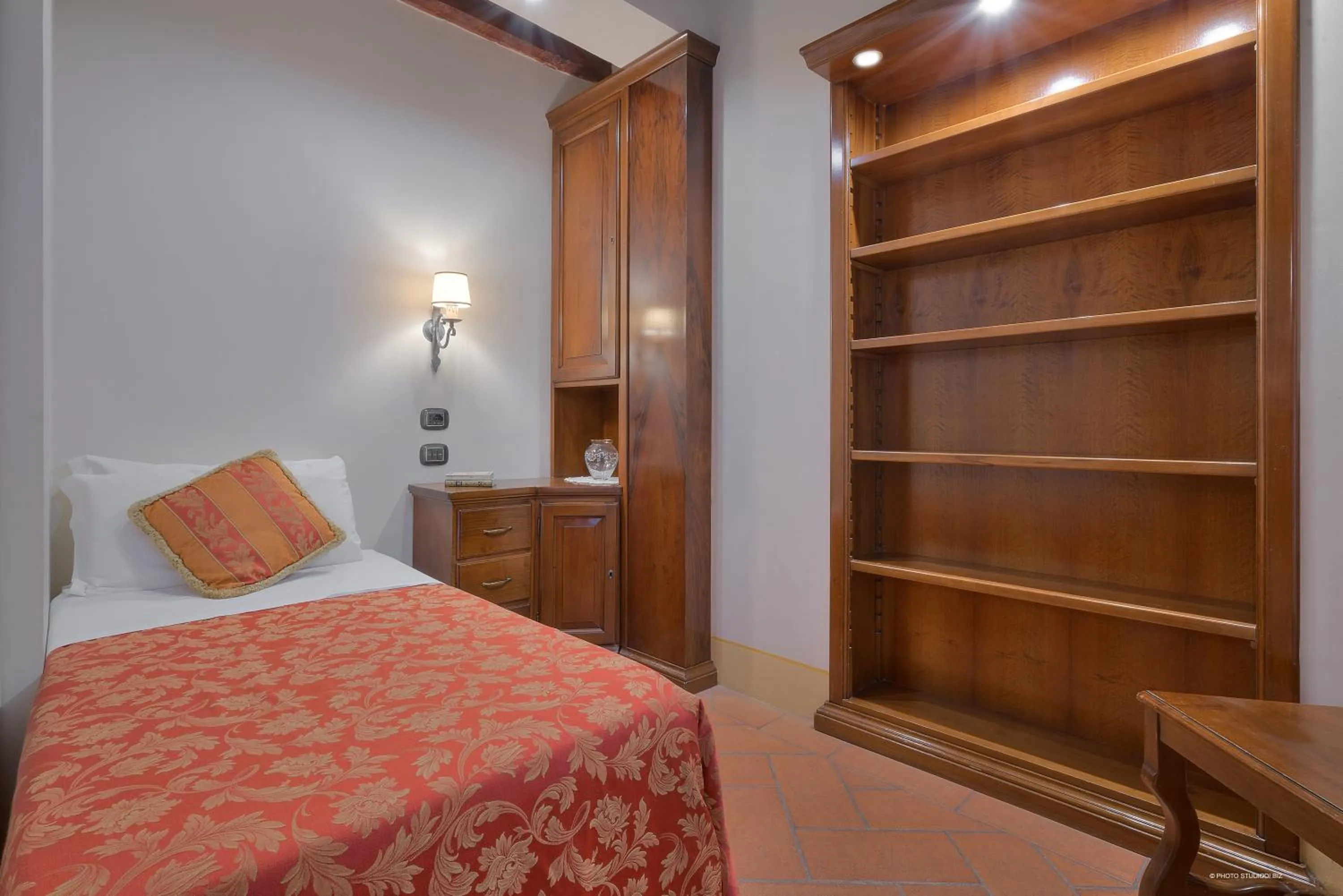 Bed in First of Florence