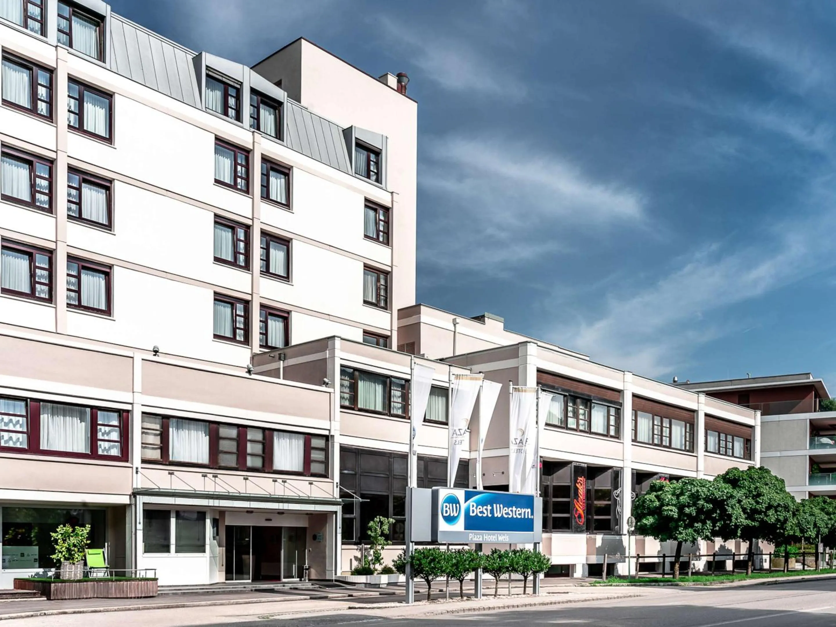 Property building in Best Western Plaza Hotel Wels