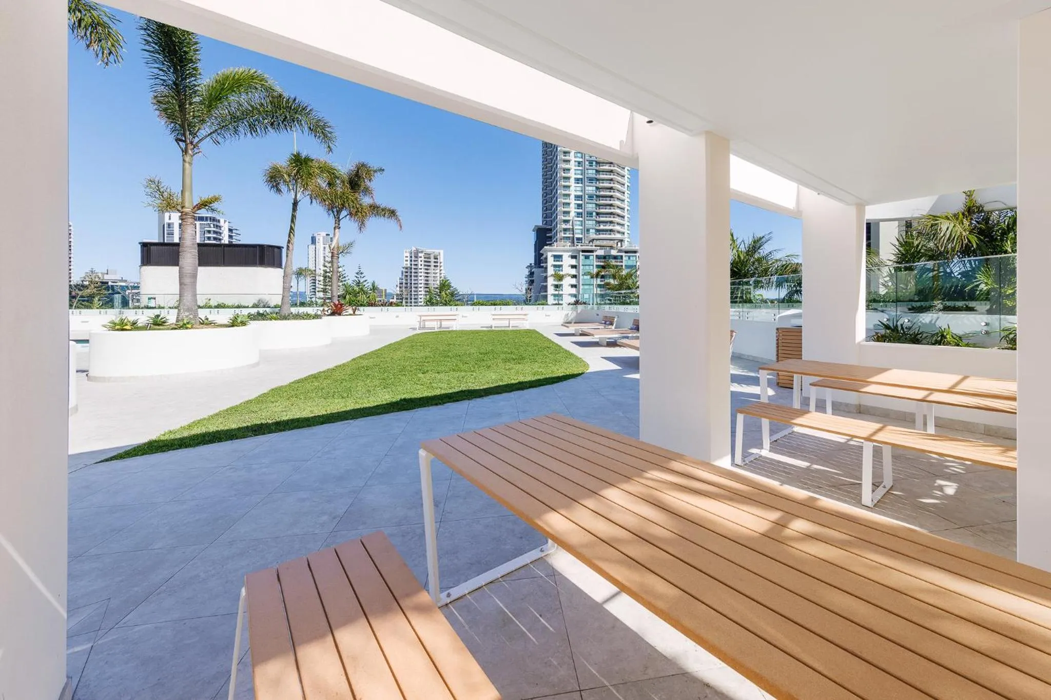 Patio in Meriton Suites Surfers Paradise