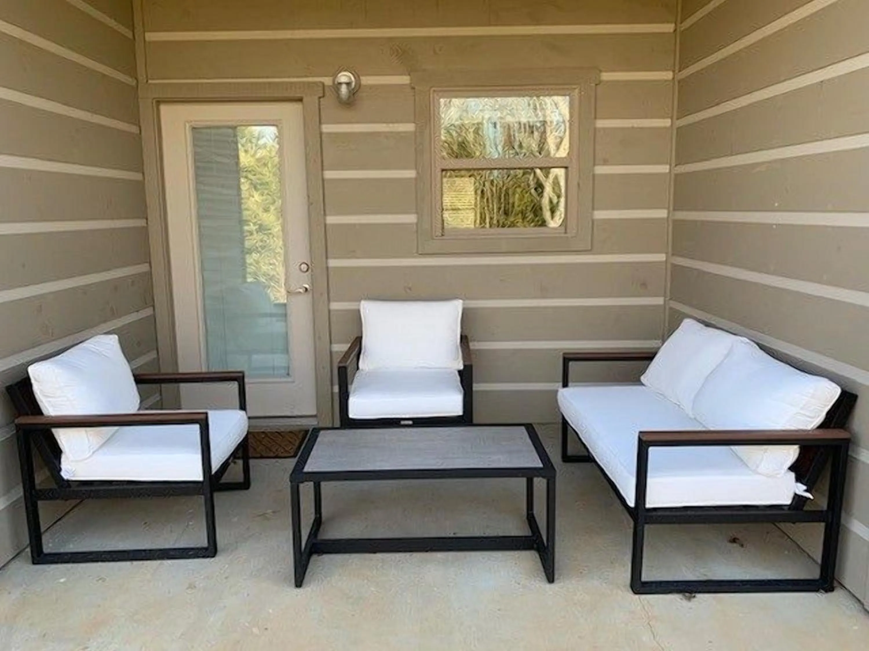 Other in Elegant Cades Cove Condo with Community Pool