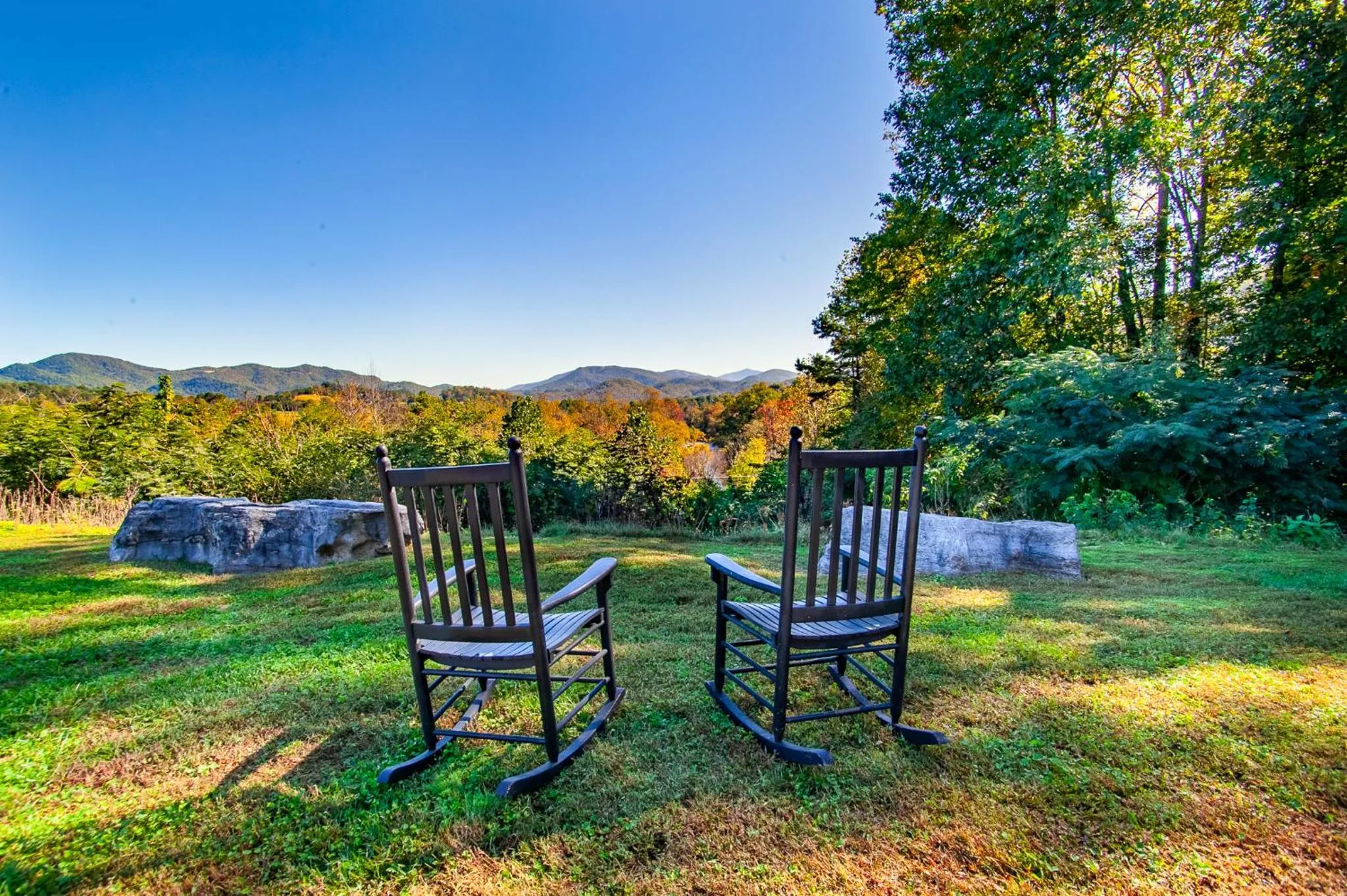 Elegant Cades Cove Condo with Community Pool