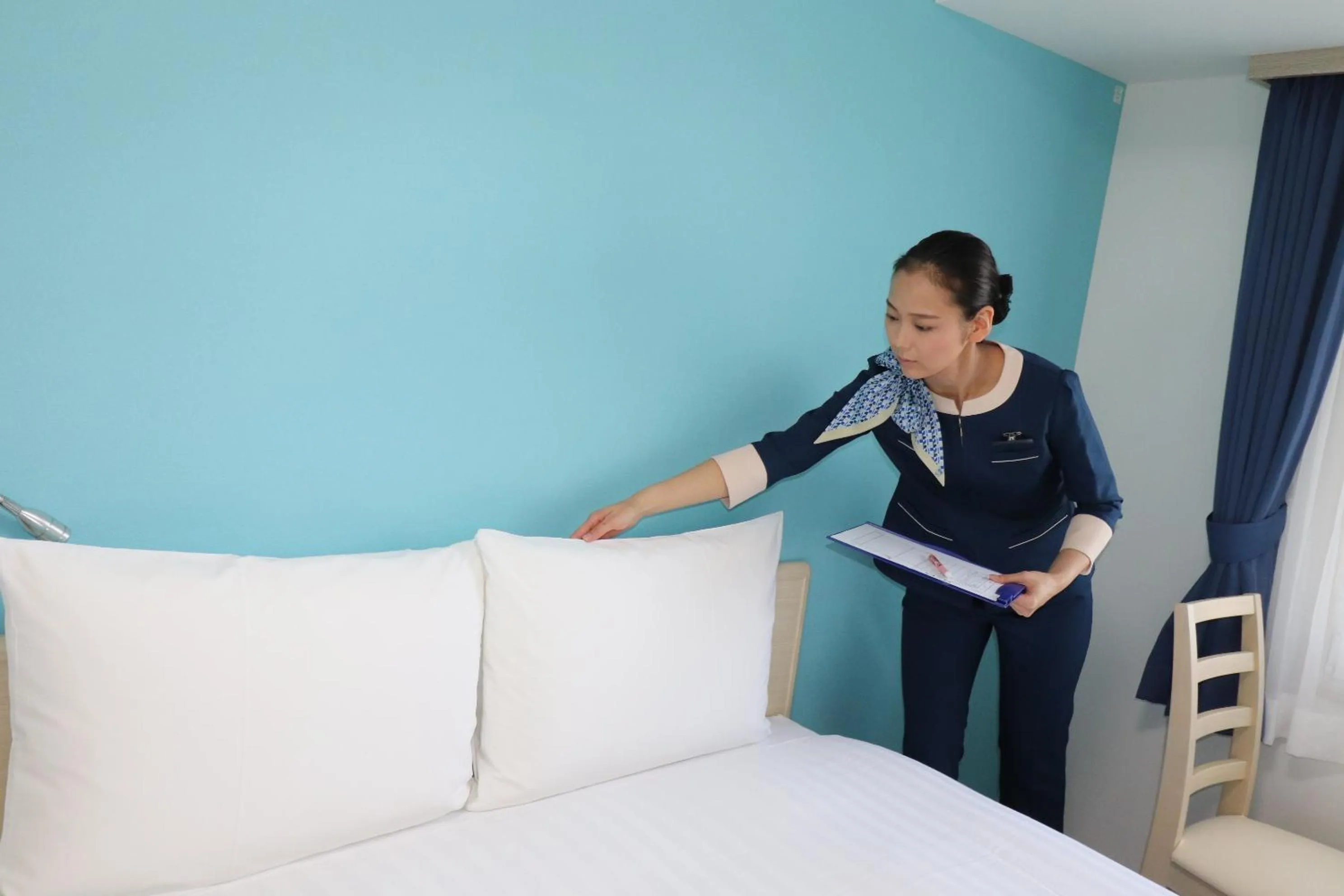 Photo of the whole room, Bed in Toyoko Inn Nagoya Kanayama