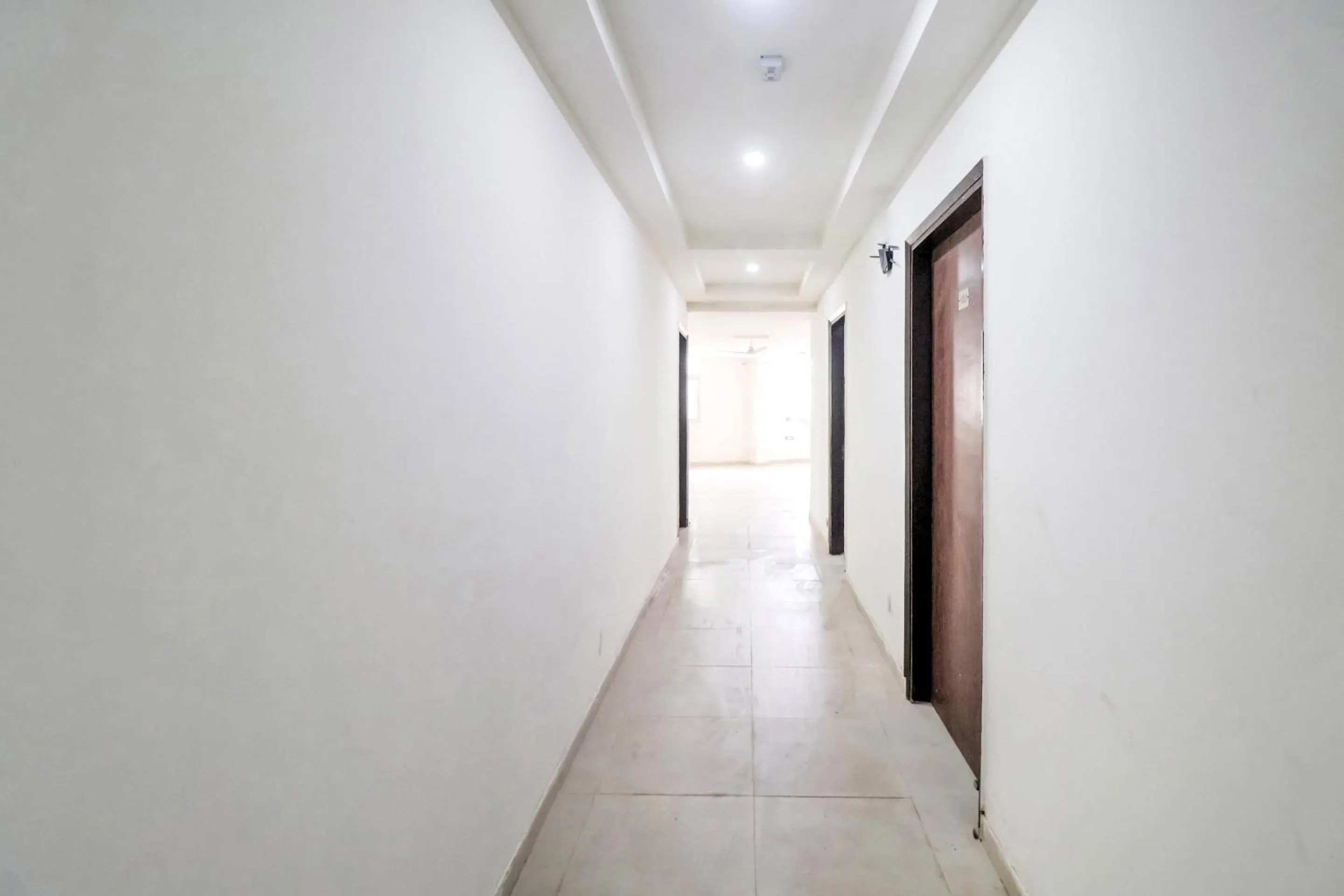 Bedroom in Collection O Mahavir Enclave Near Dashrath Puri Metro Station