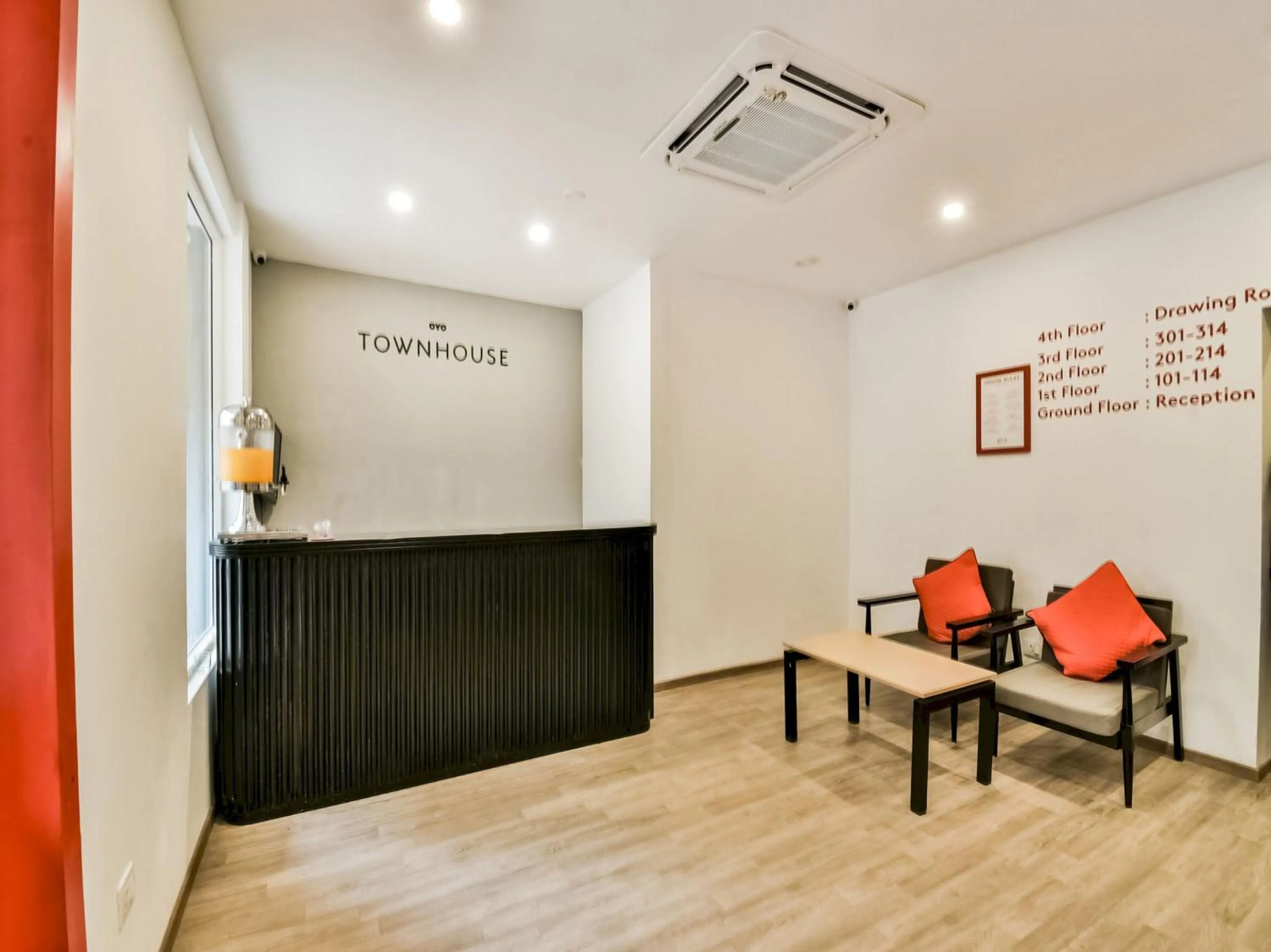 Lobby or reception in Townhouse Menka