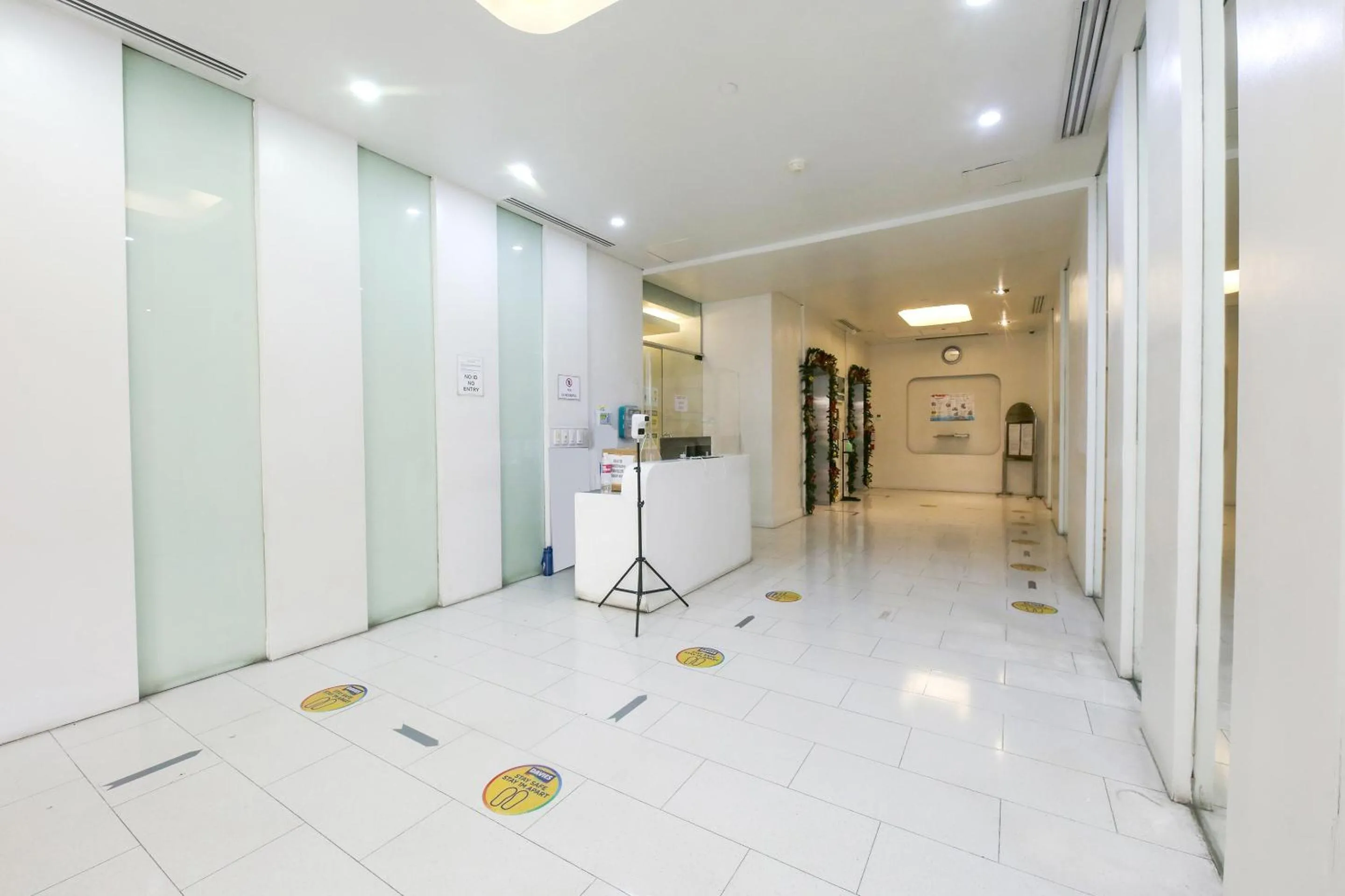 OYO 769 Poblacion Suites Polaris