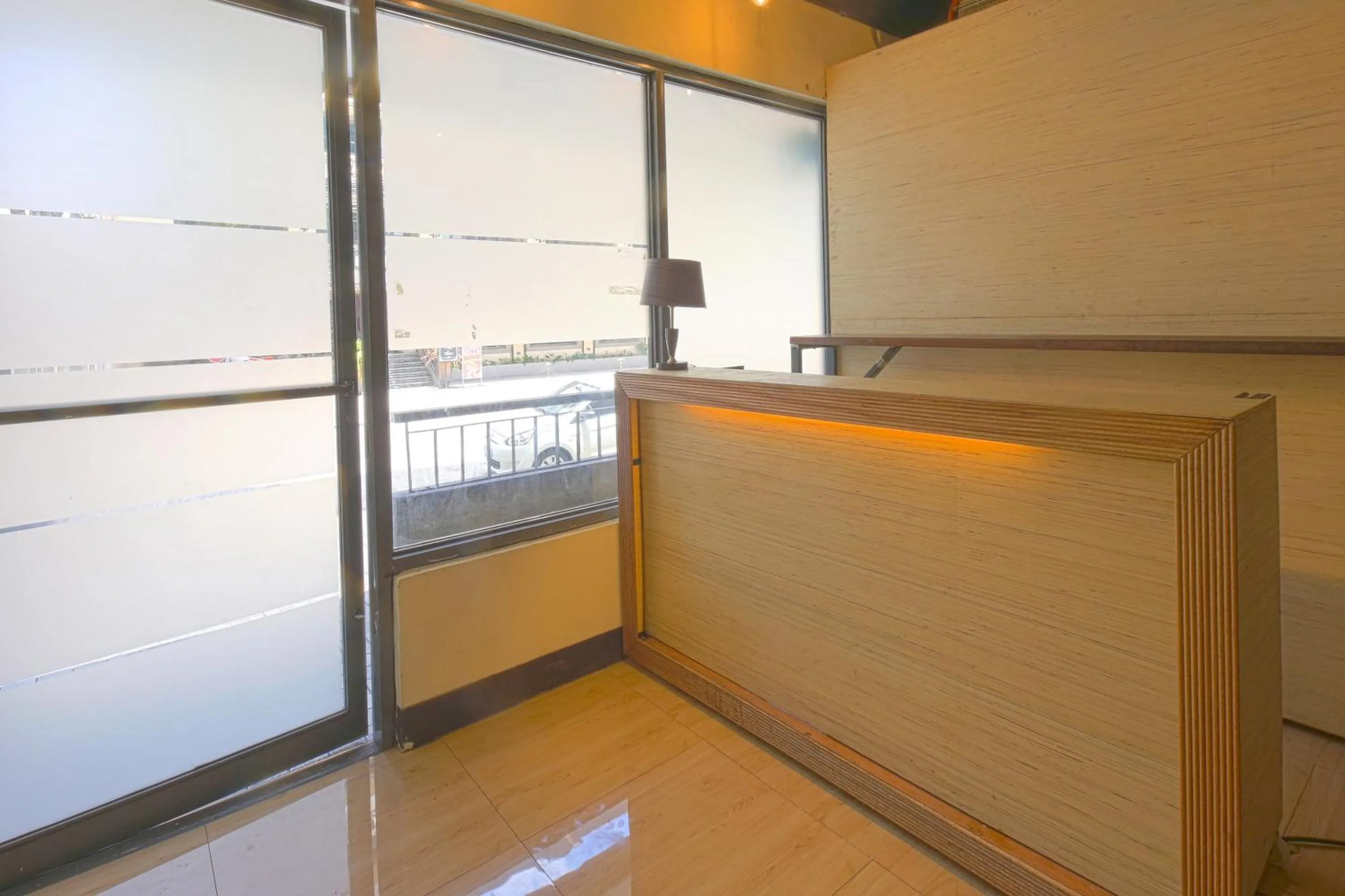 OYO 769 Poblacion Suites Polaris
