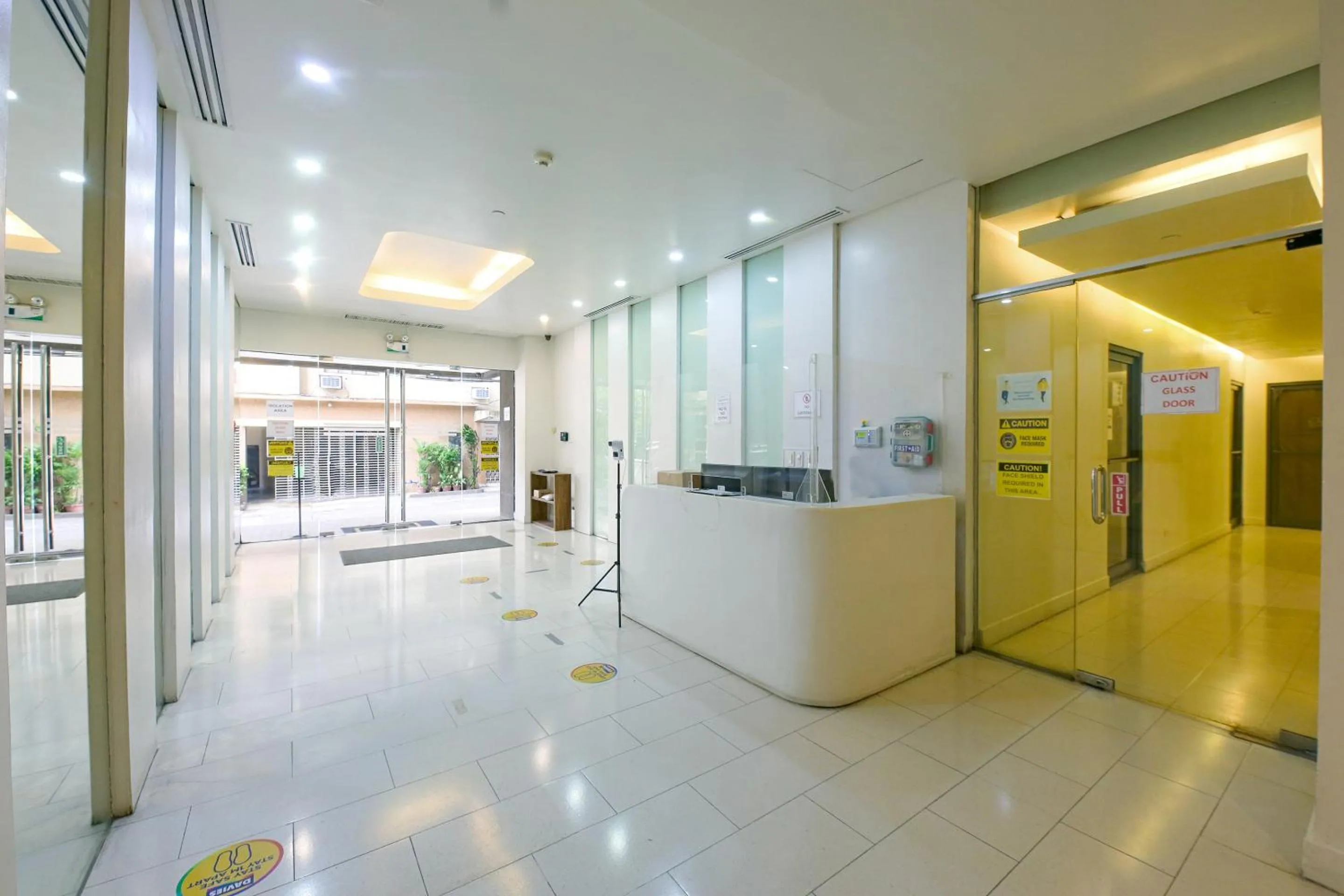 OYO 769 Poblacion Suites Polaris